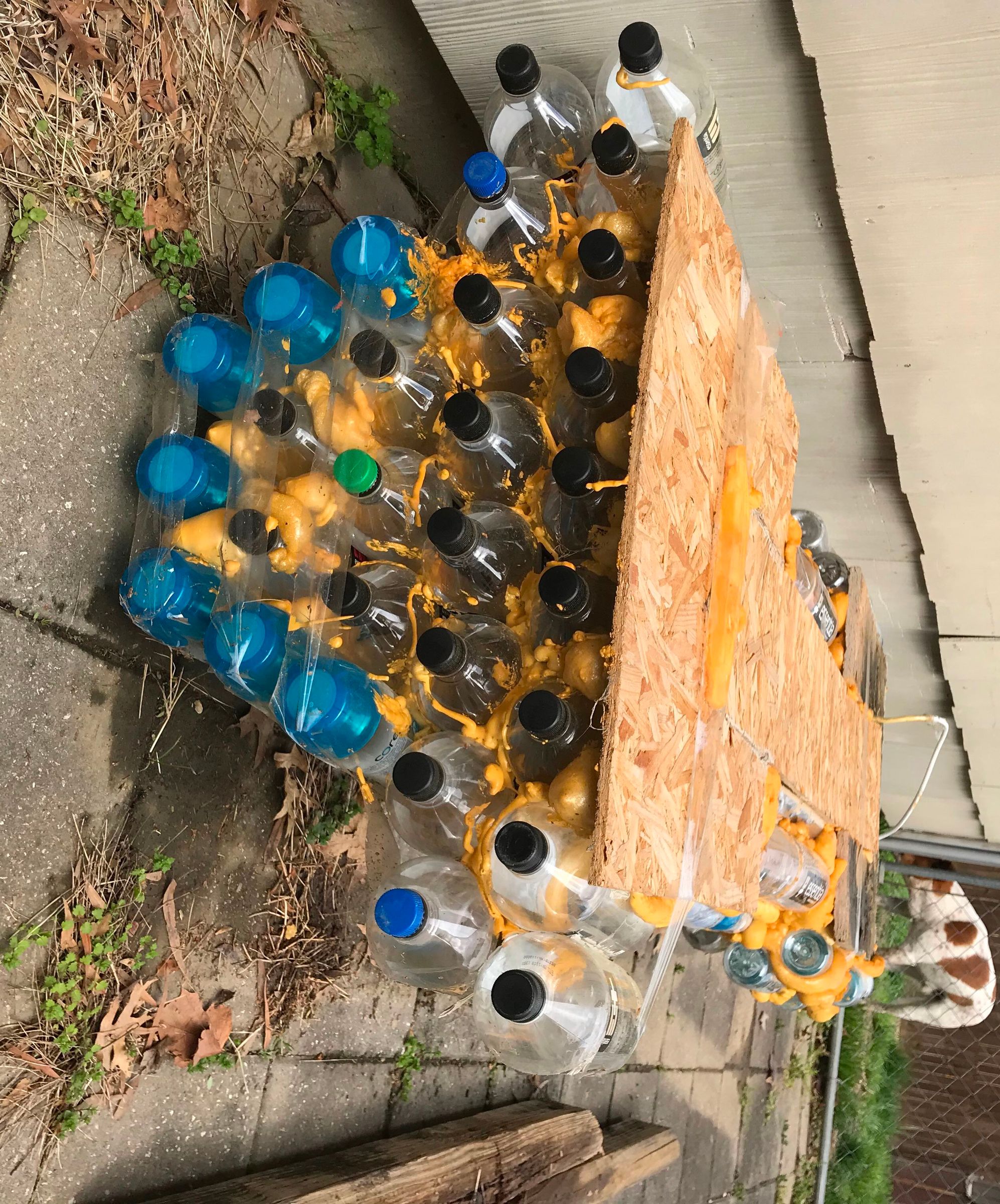Trash Water Bottles Made Into a BOAT (Dumpster Motor)
