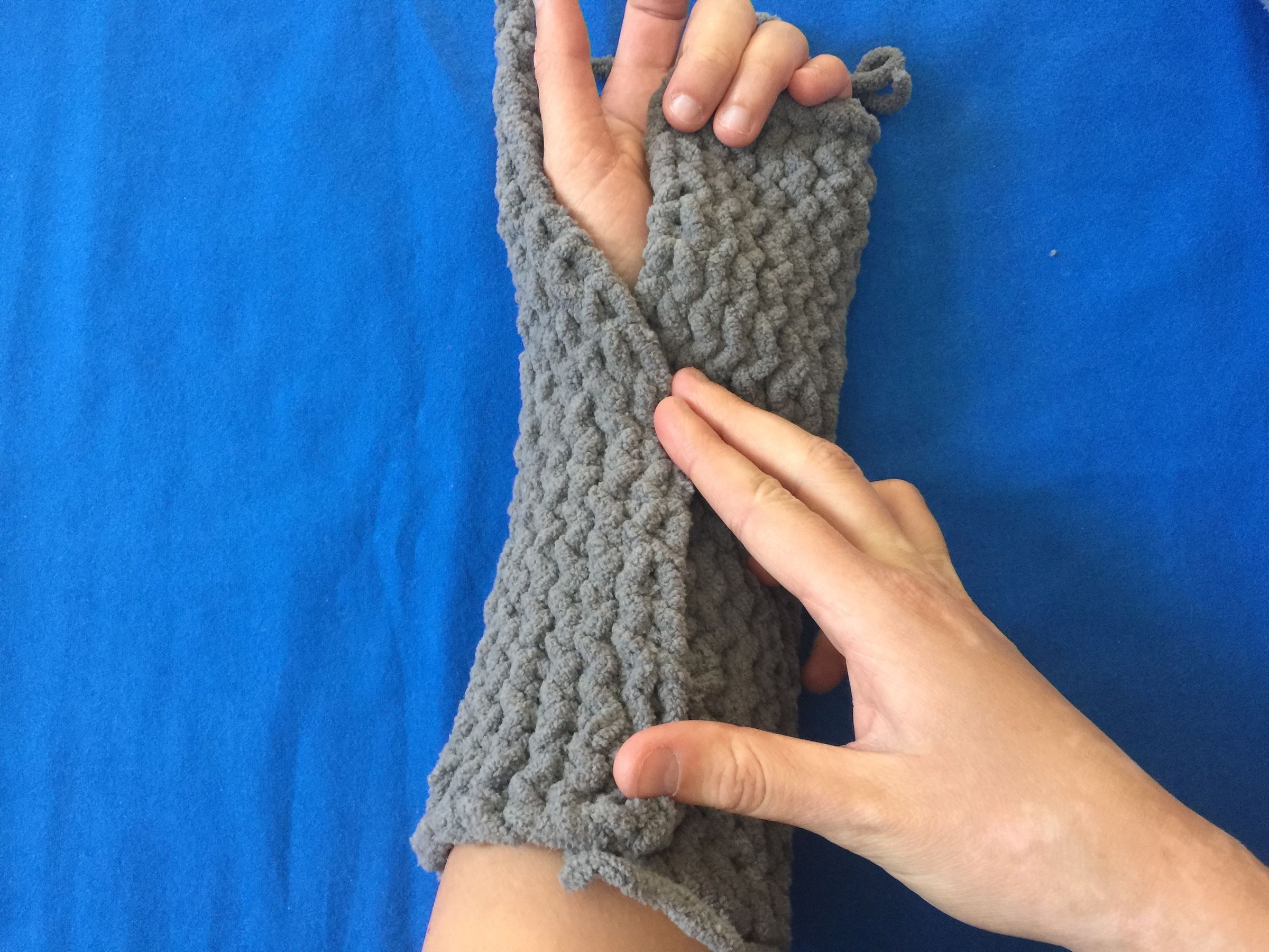 Easy Knit Arm Warmers 4 Steps Instructables