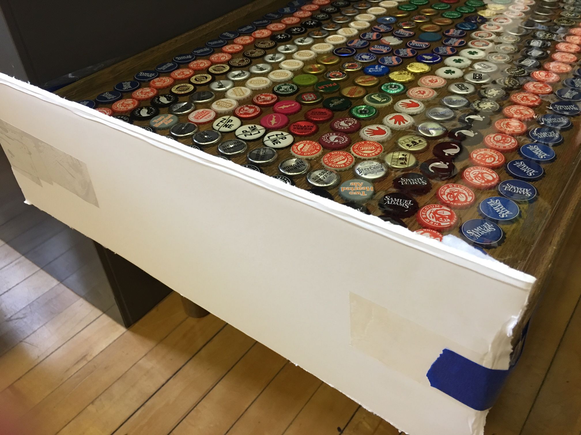 The Amazing Beer Bottle Cap Coffee Table 8 Steps (with Pictures