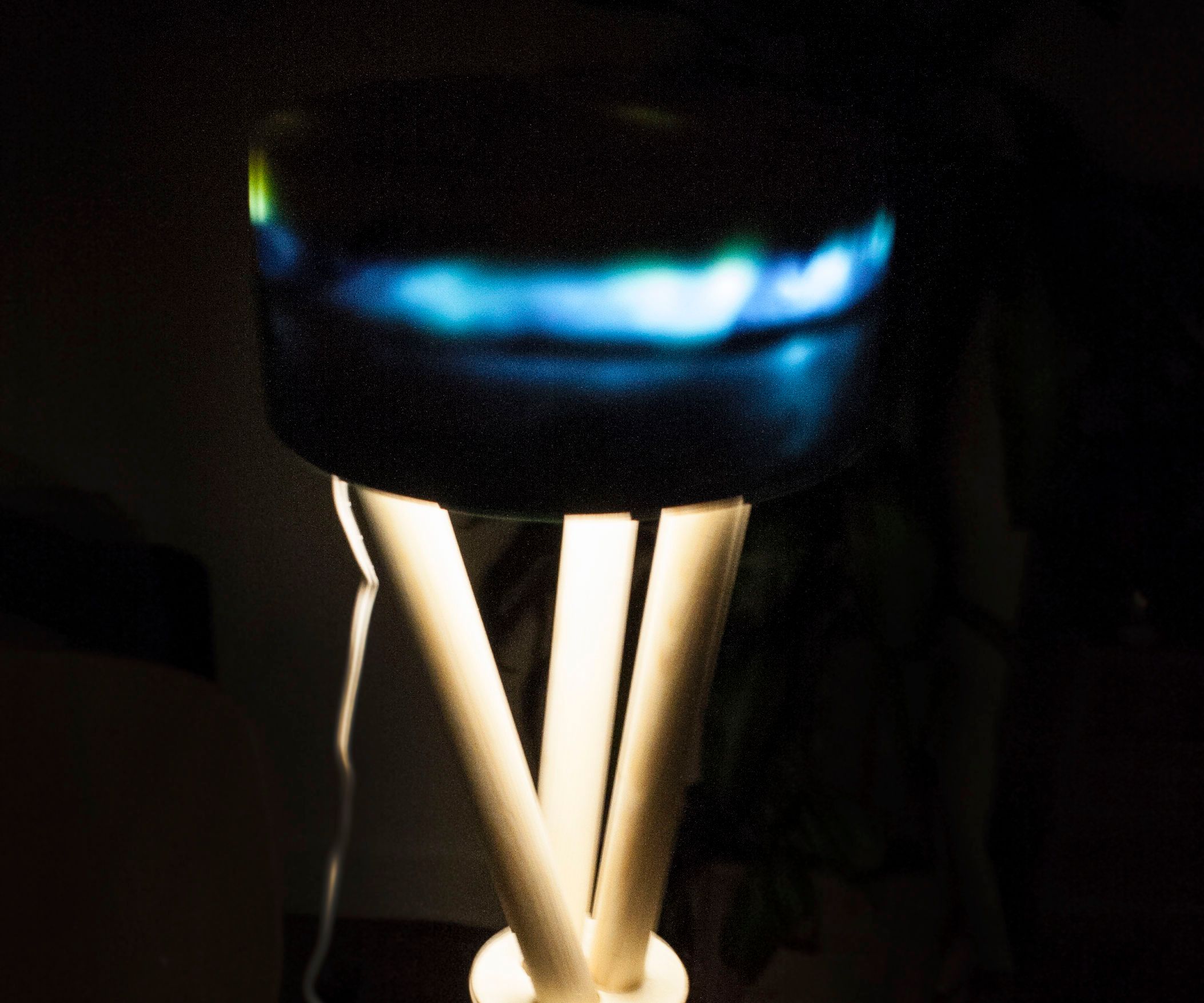 Lightning Stool