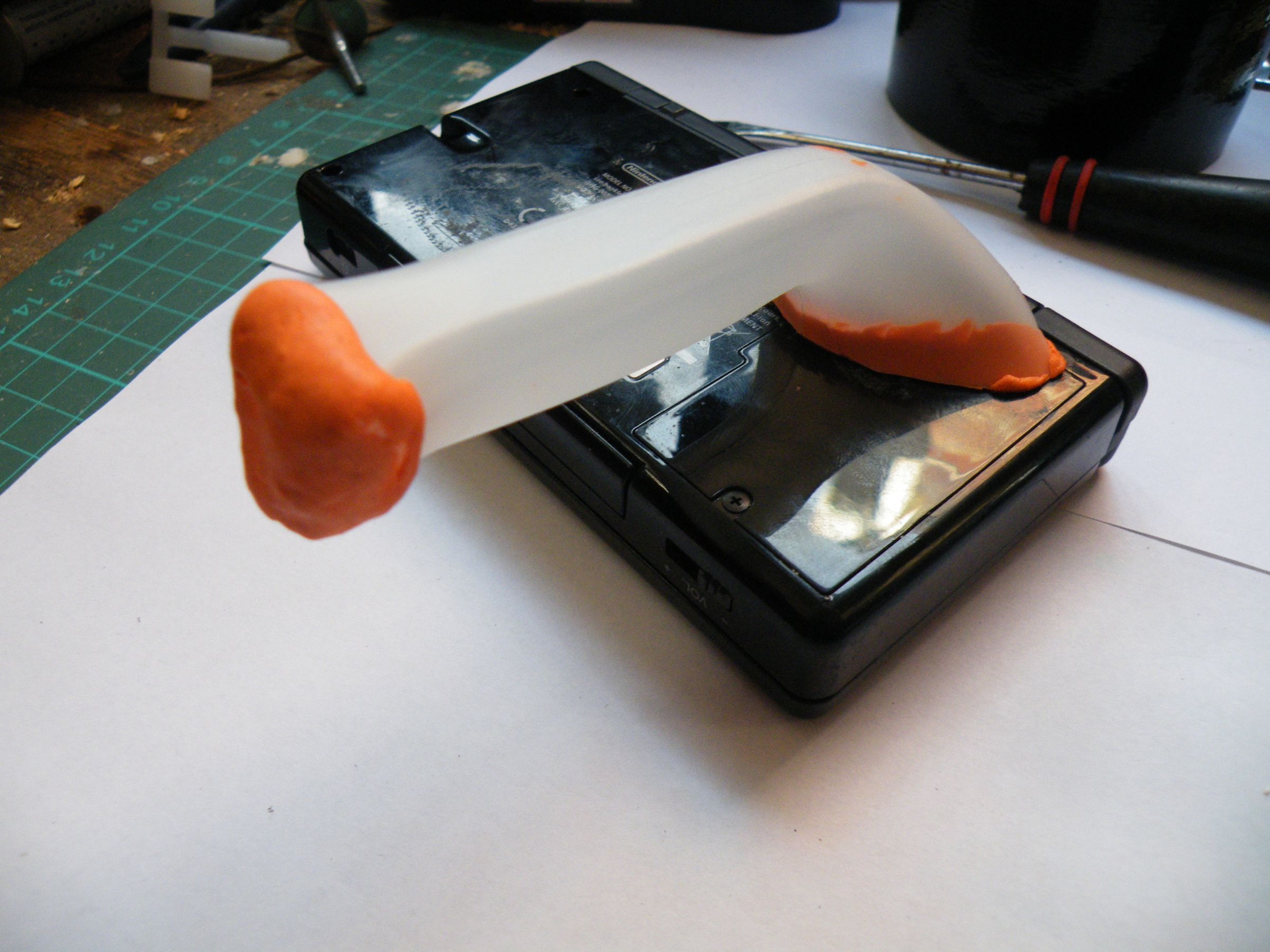 Make a DS Lite Easier to Handle for People With Poor Grip