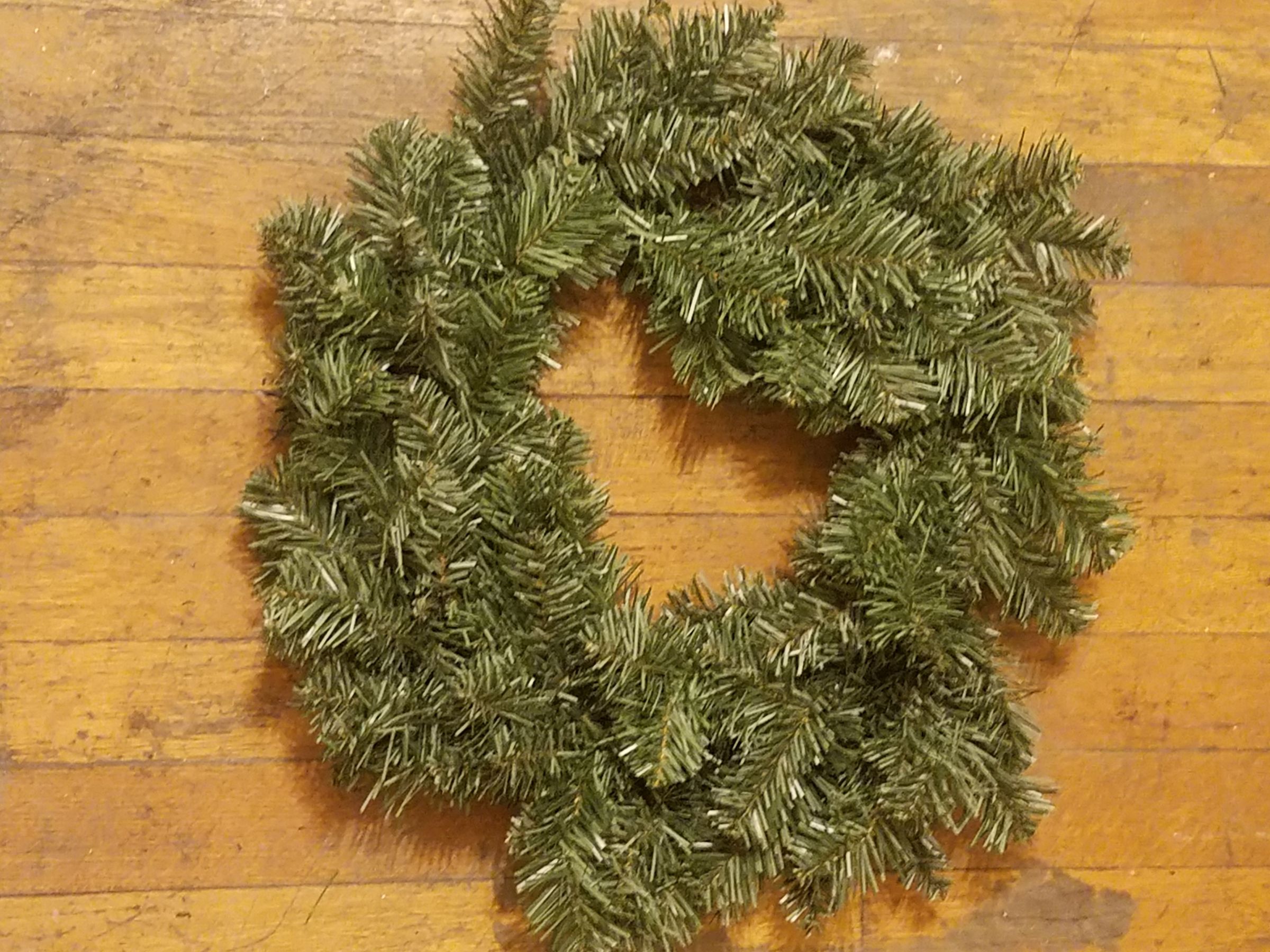 Light Up Christmas Wreath for Front of Car 5 Steps Instructables