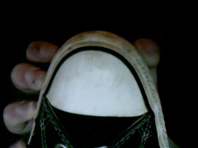 How to Clean the White Parts of Your Converse All Star Shoes With 2 Things