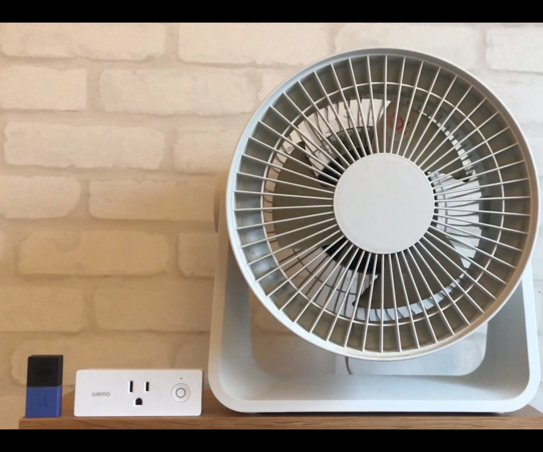 Automate a Fan Using MESH Temperature Sensor