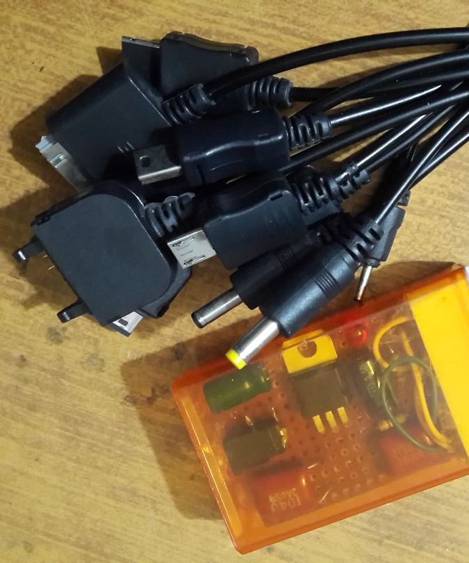 Converter 12 Volt to 5 Volt