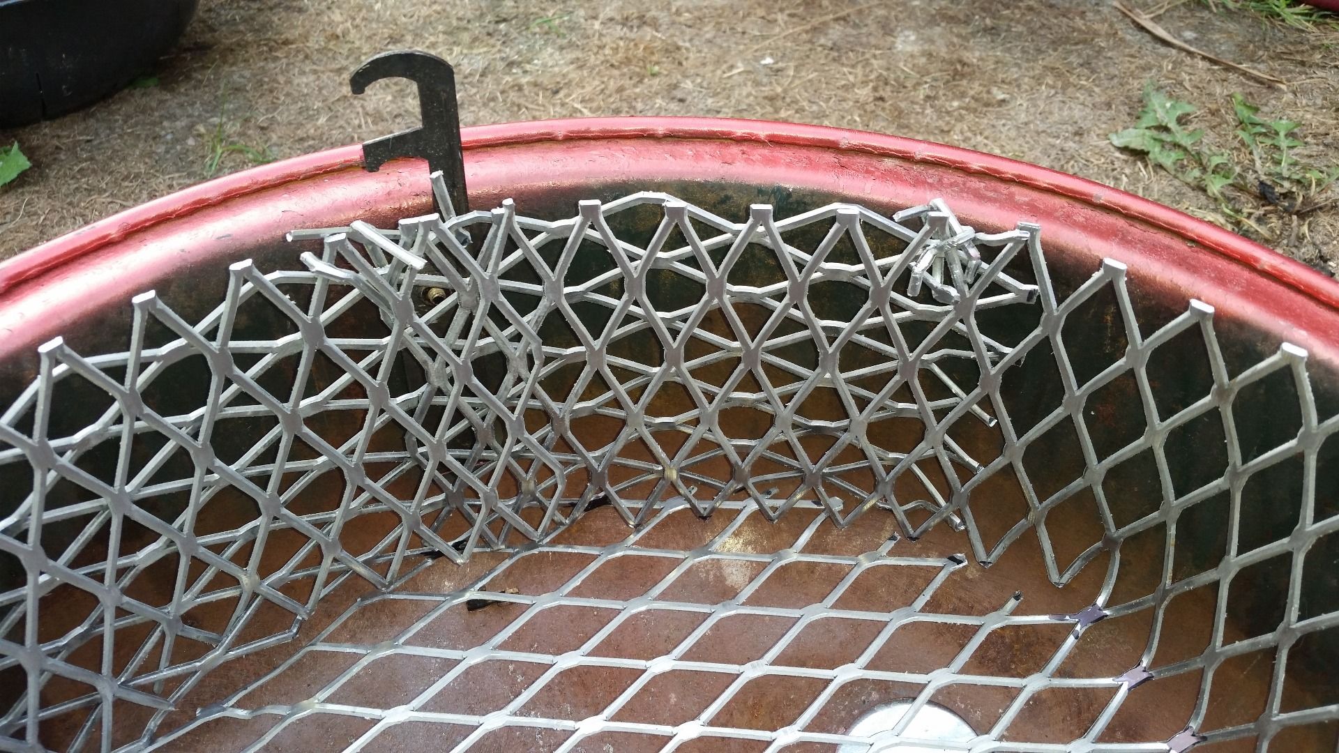 14 Inch Charcoal Basket for Charbroil / er Upright Smoker / UDS 7
