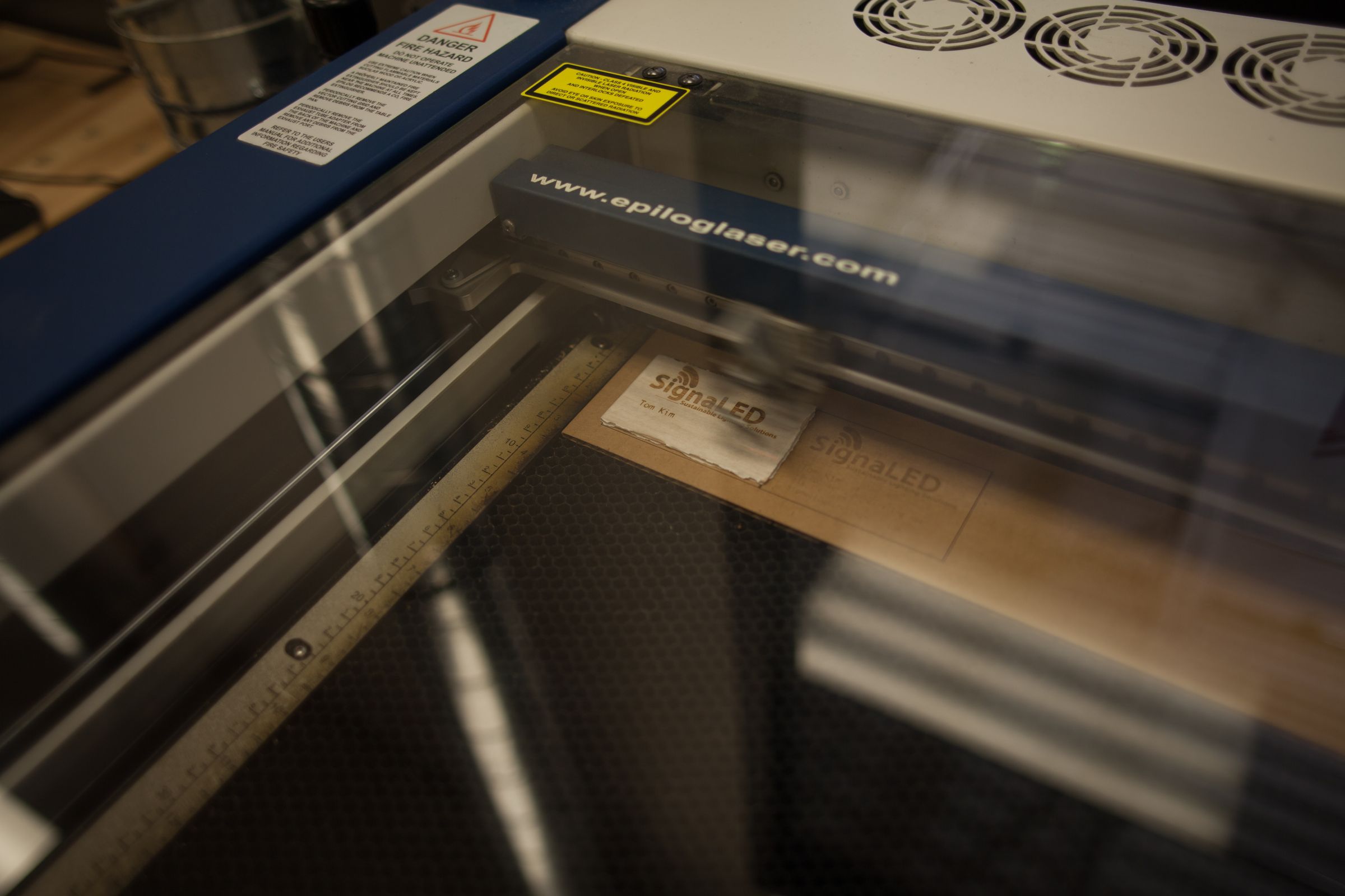 MAKE YOUR OWN LASER CUT WOODEN BUSINESS CARDS!