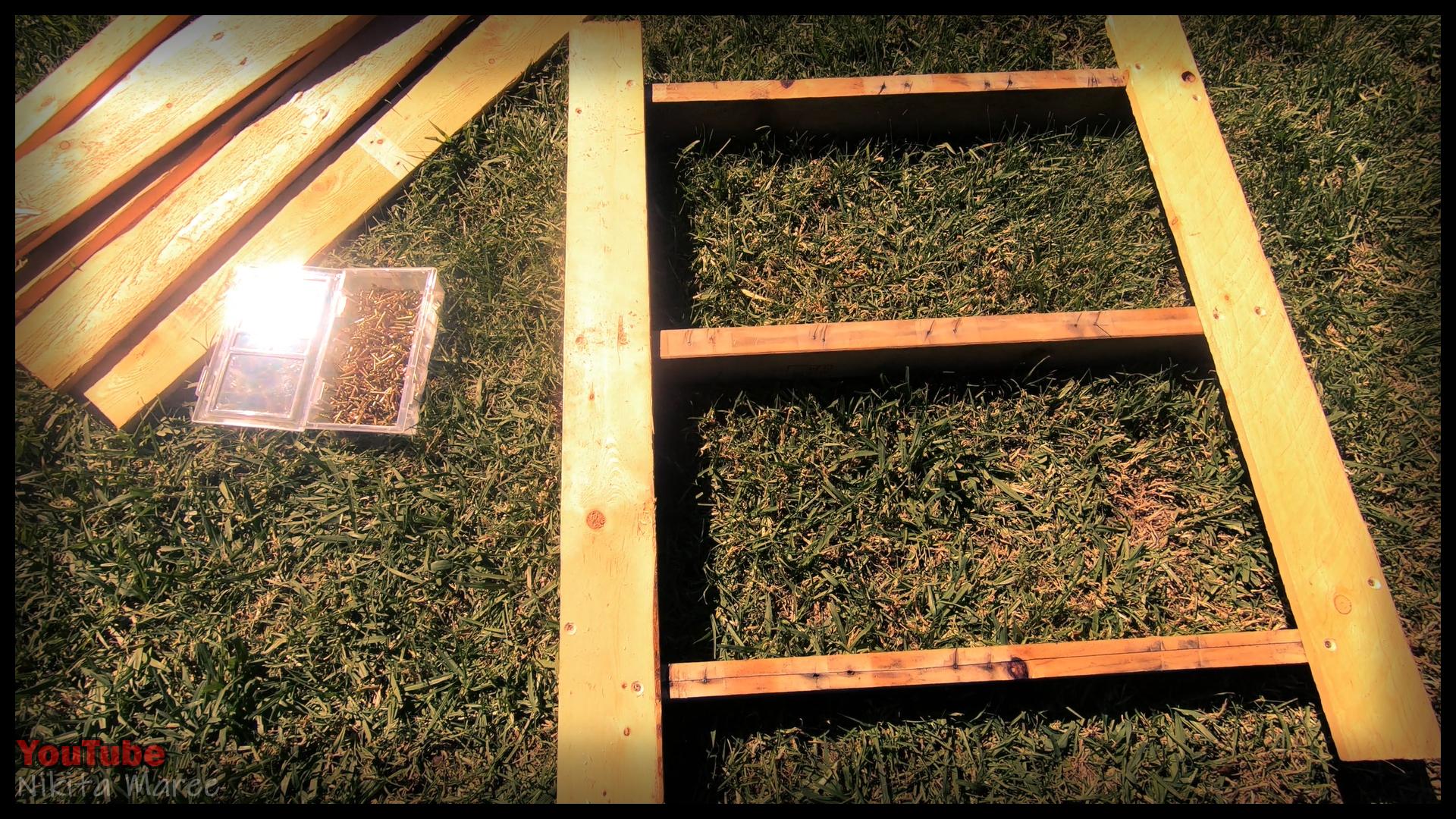 how do you build a dog kennel