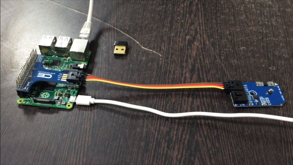 Raspberry Pi MMA8452Q 3-Axis 12-bit/8-bit Digital Accelerometer Python ...