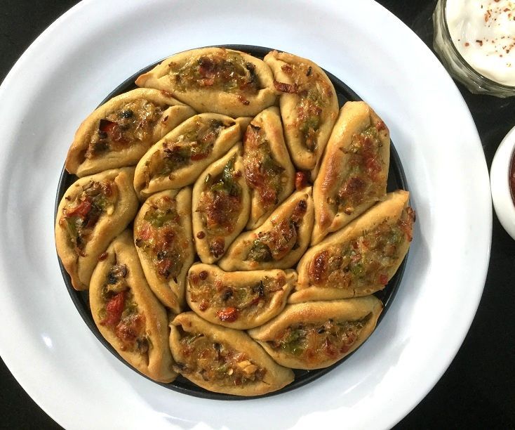Pull-Apart Mini Pizza Boats