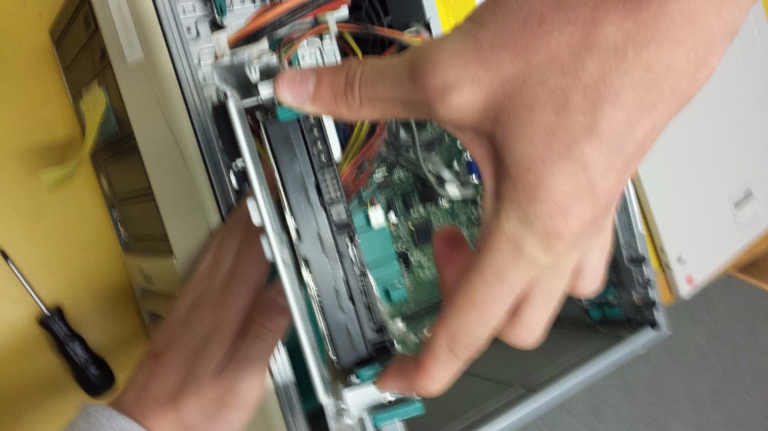 How to Take Out a Hard Drive Disk 7 Steps Instructables