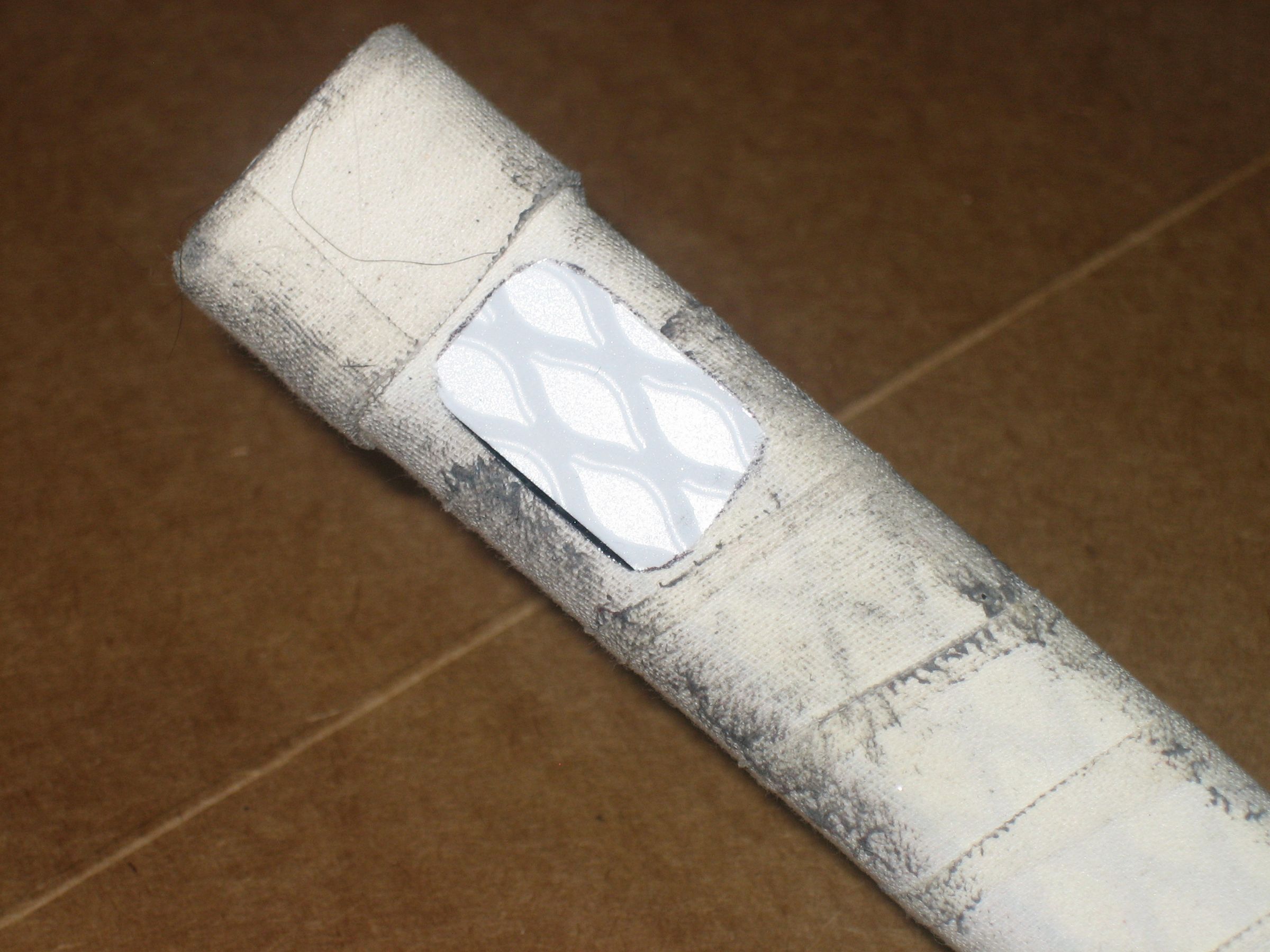 Removable Hockey Jersey Wall Mount 4 Steps (with Pictures