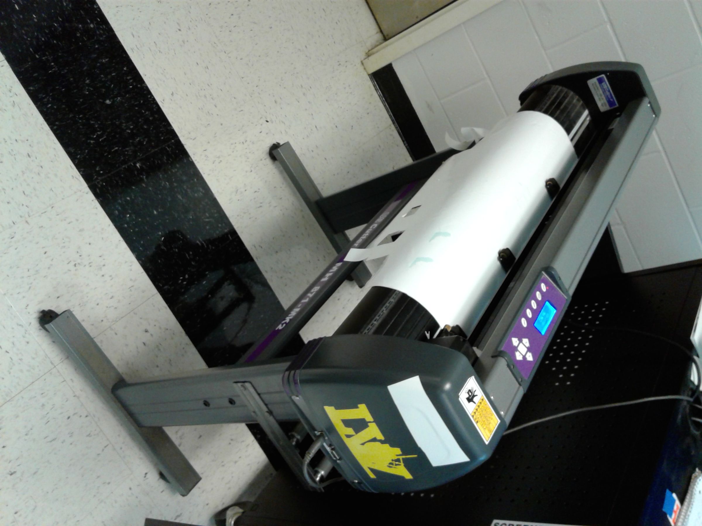 Instructions on How to Use a MH871MK2 Vinyl Cutter 11 Steps