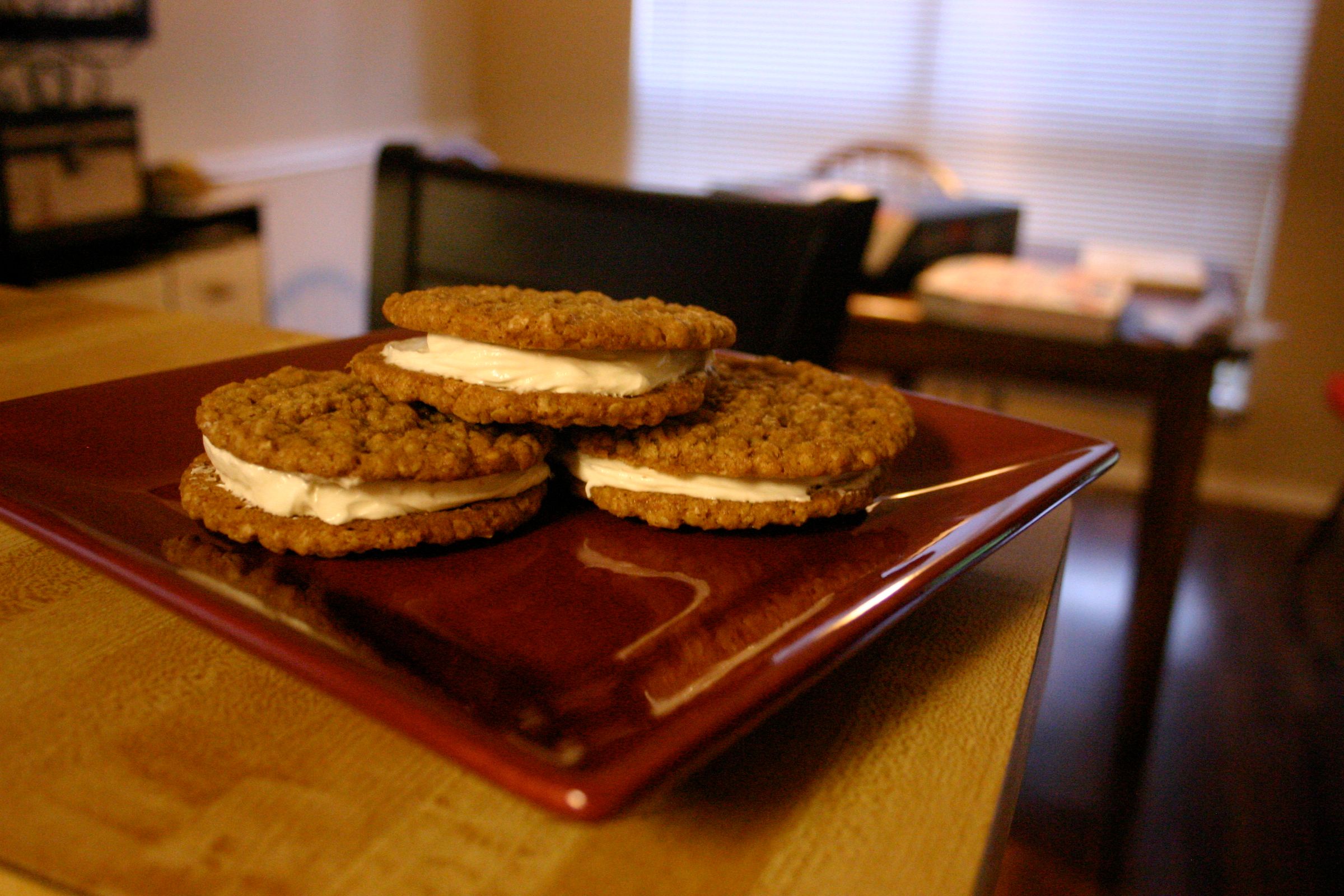 Homemade Oatmeal Creme Pies