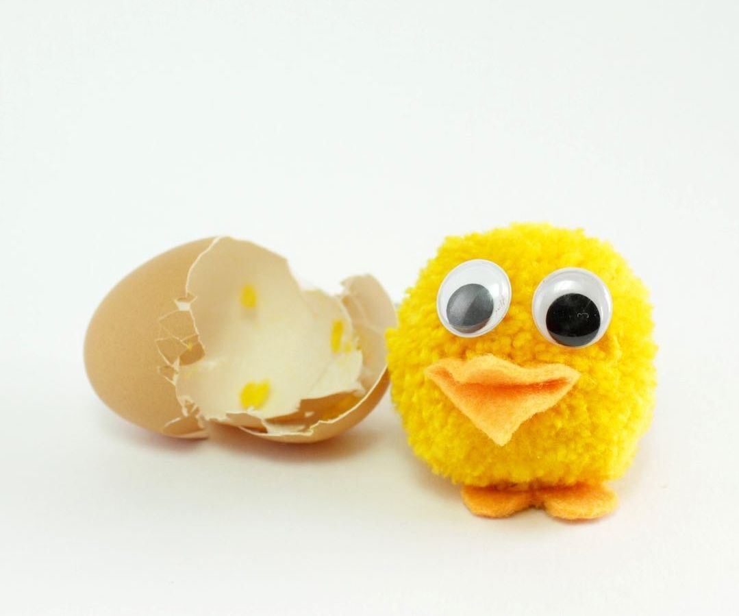 How to Make a Pom Pom Chick for Easter
