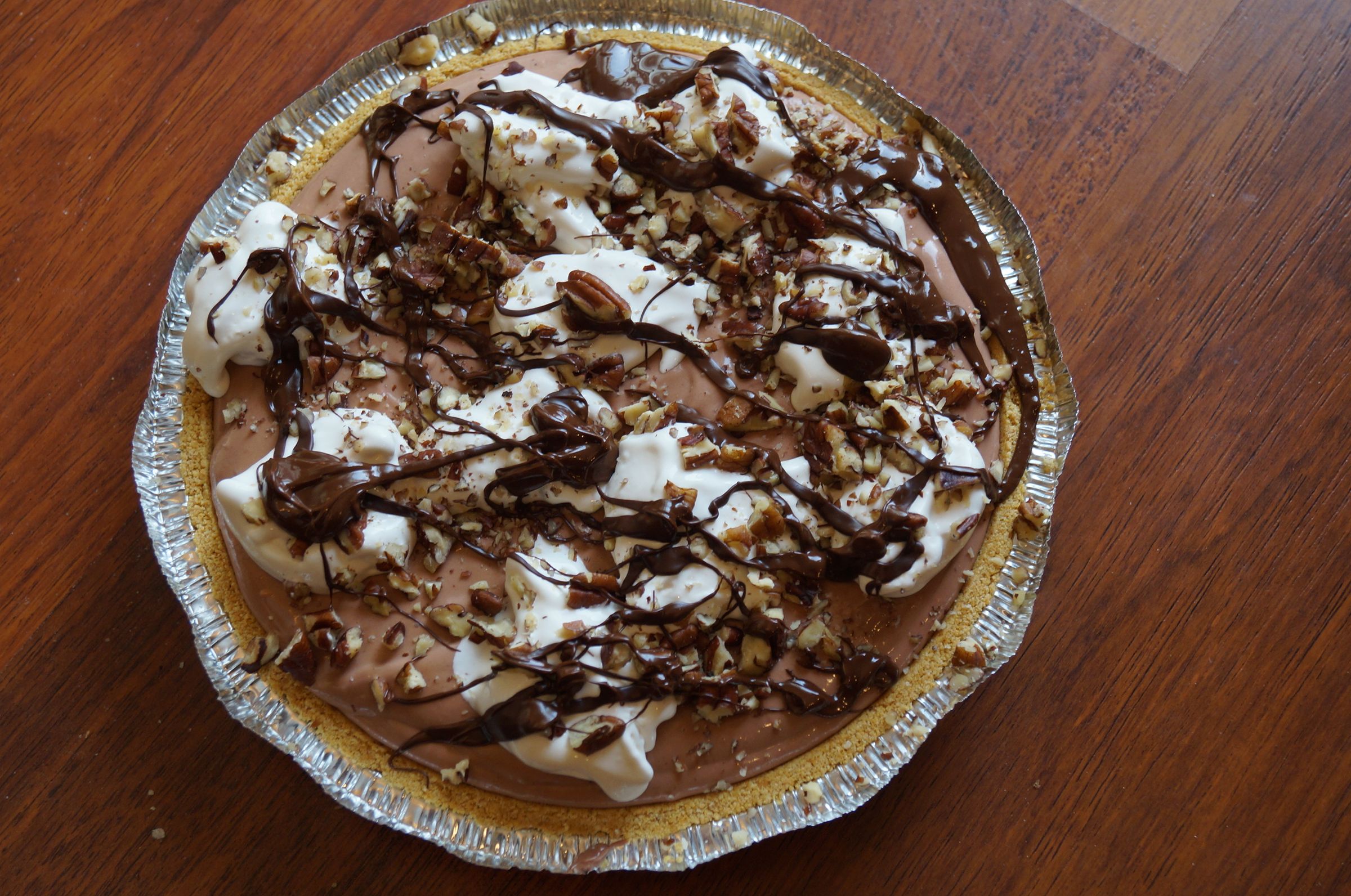 EASY YUMMY CHOCOLATE CREAM CHEESE PIE