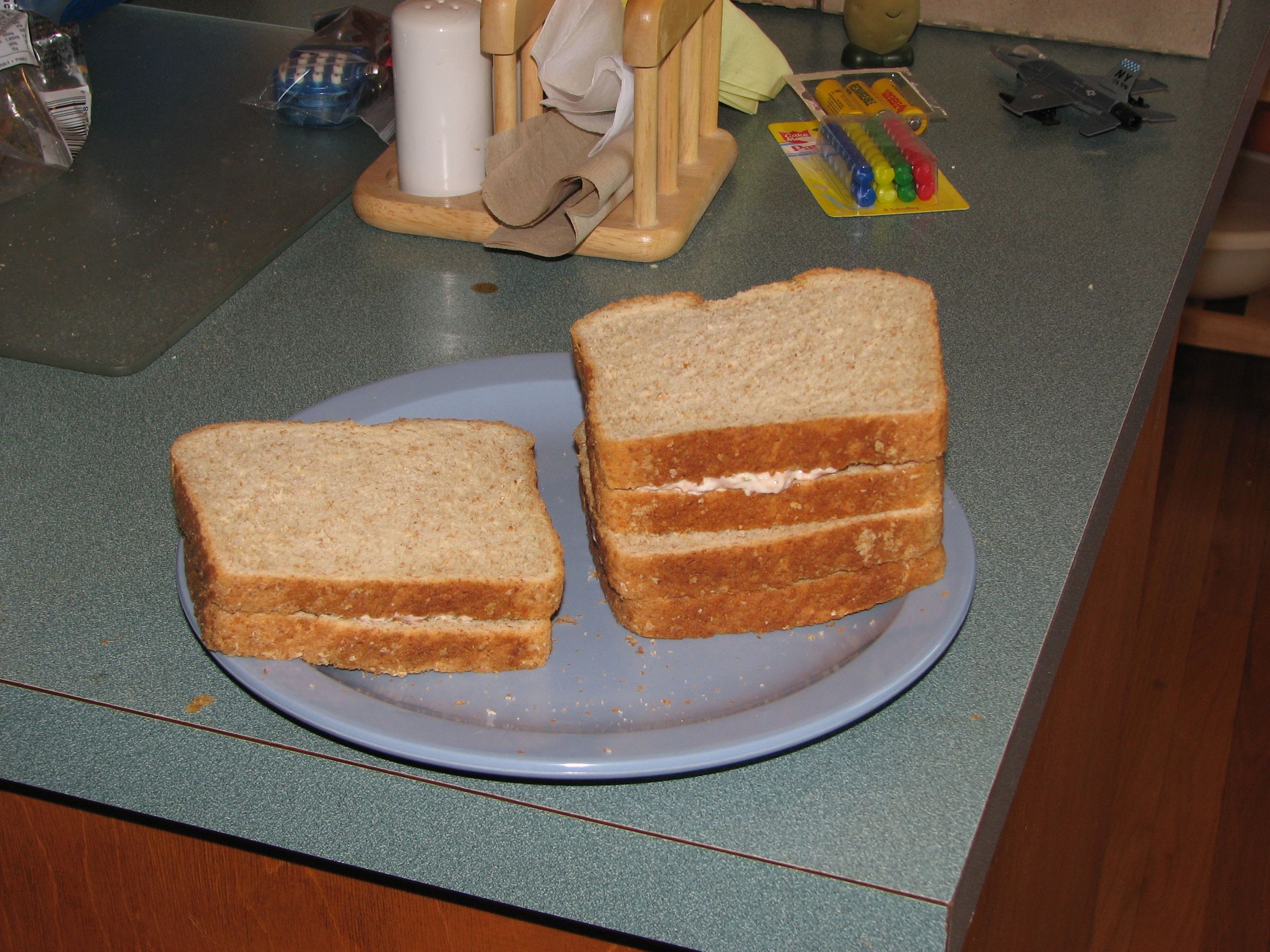 [Collegiate Meals] Bachelor Tunasalad Sandwich
