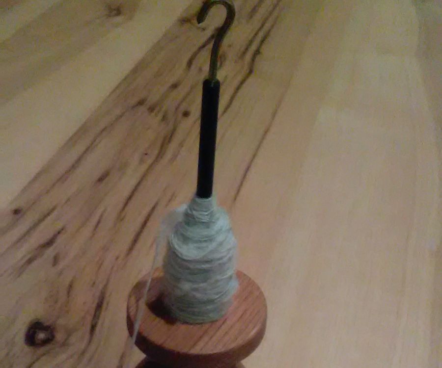 Using a Supported Spindle With a Base to Spin Yarn
