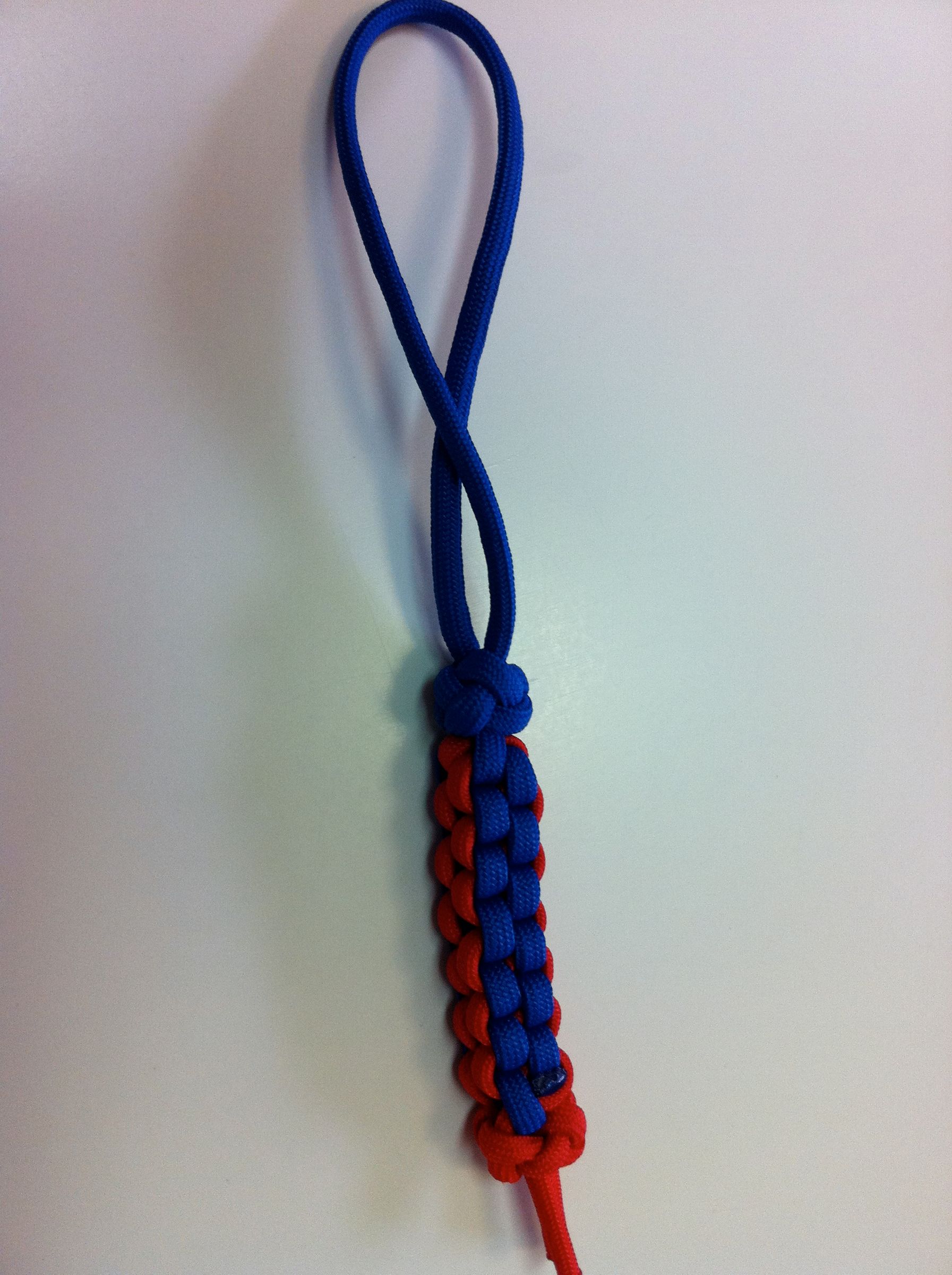 Paracord Luggage Flag