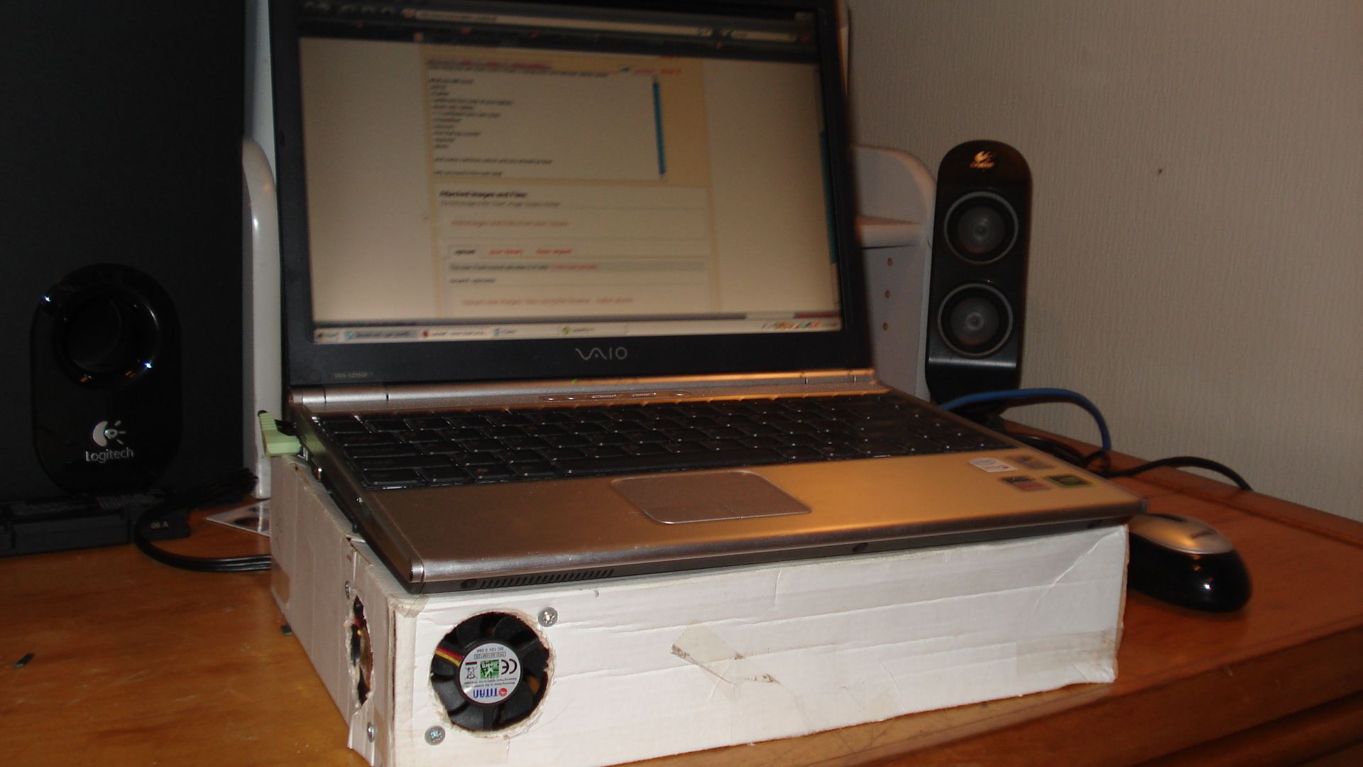 Cheap and Easy Laptop Cooler