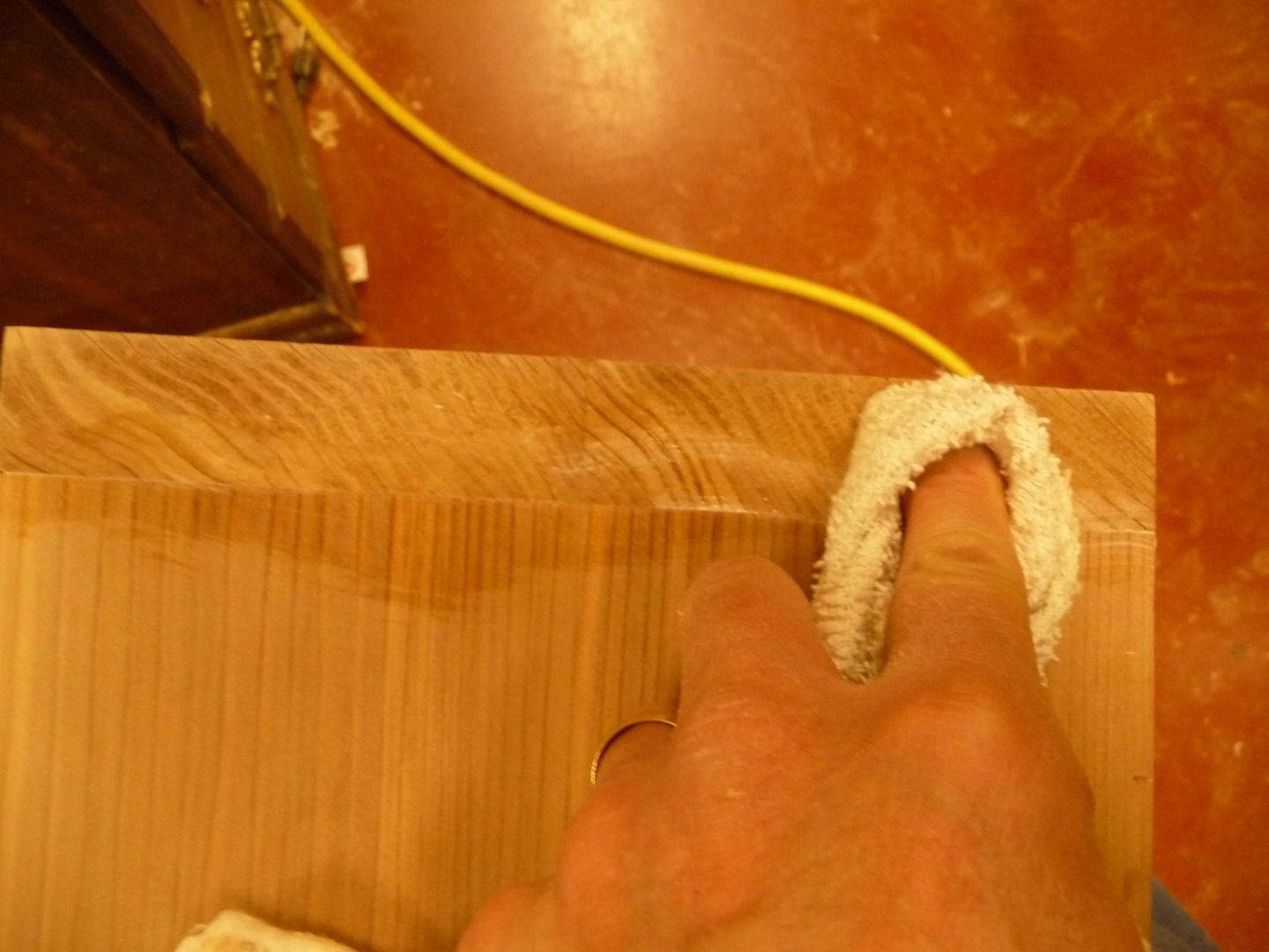 Glue Sand to Fill in Cracks on Wood Projects 3 Steps Instructables