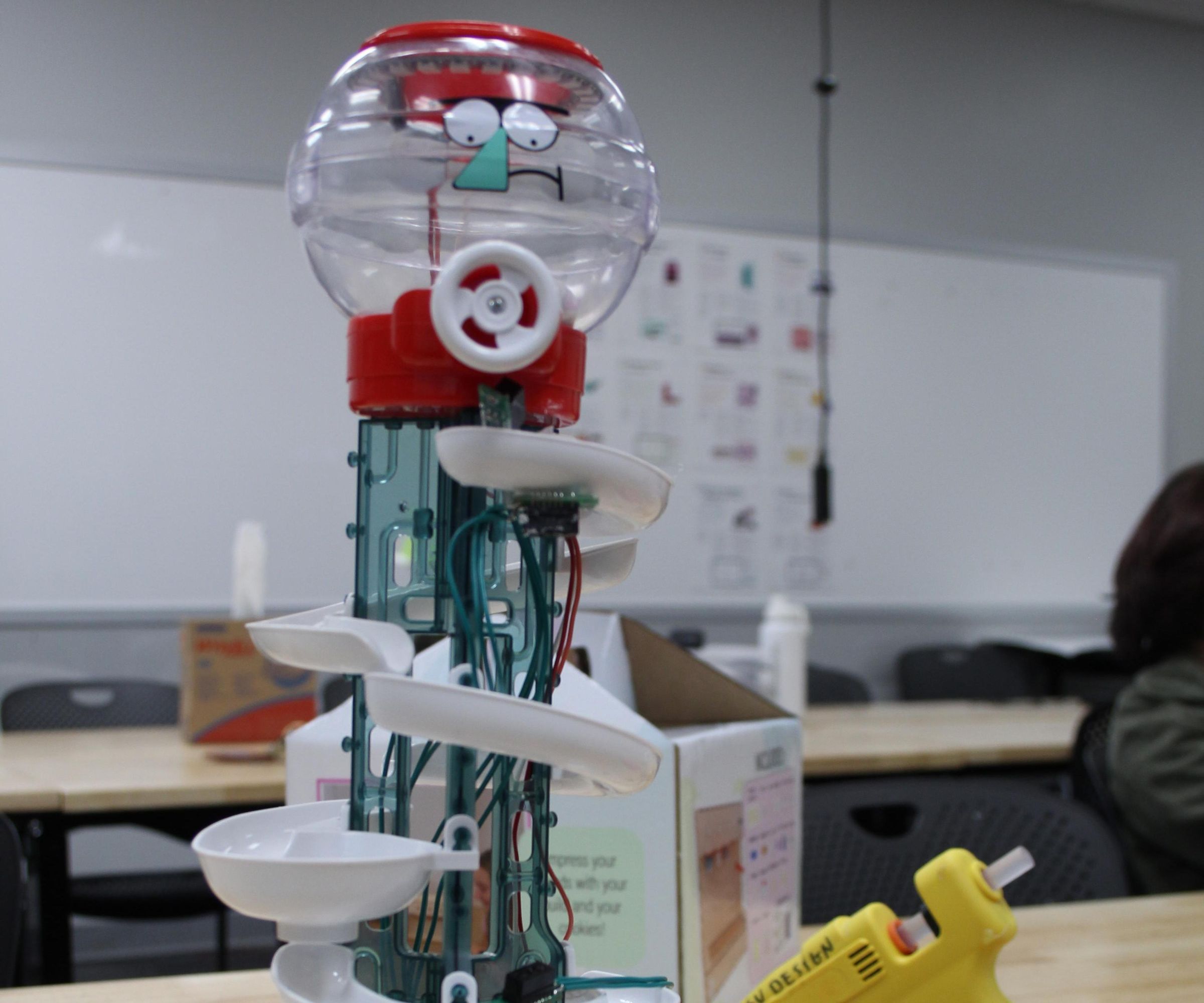 LED Changing Benson From Regular Show Using Arduino