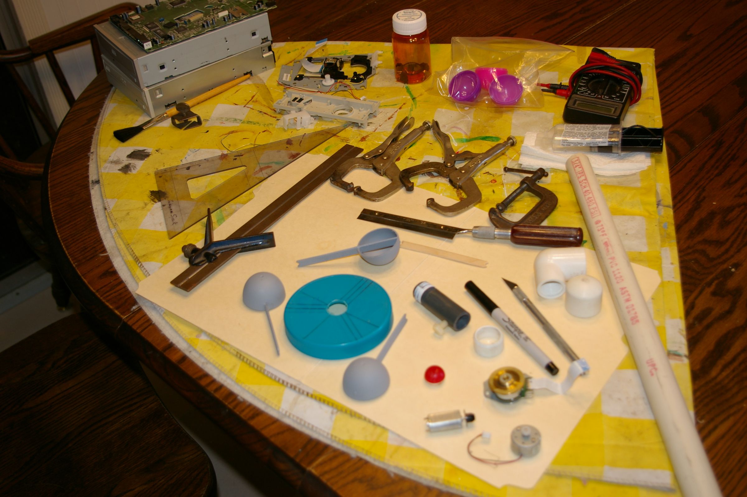 Anemometer From CDROM Motor, and Plastic Easter Egg Halves