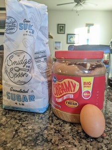 3 Ingredient Gluten-Free Peanut Butter Cookies