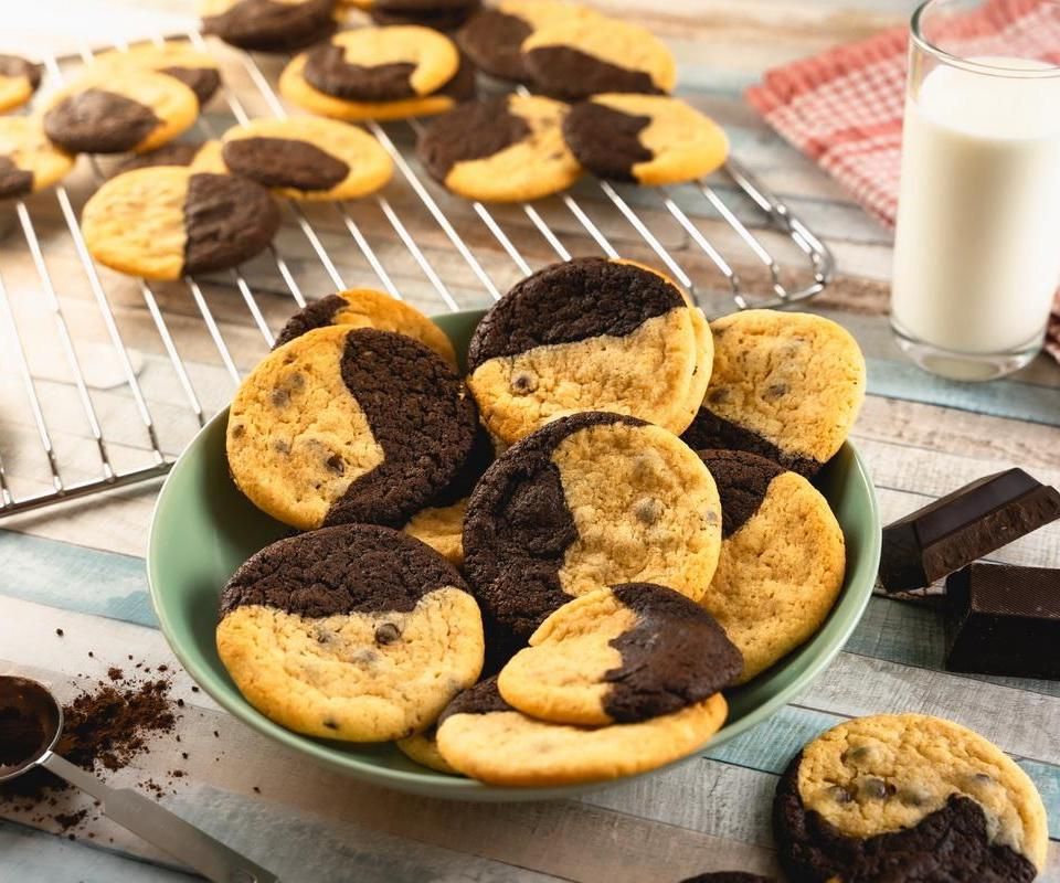 Brookies – Brownies and Cookies in One