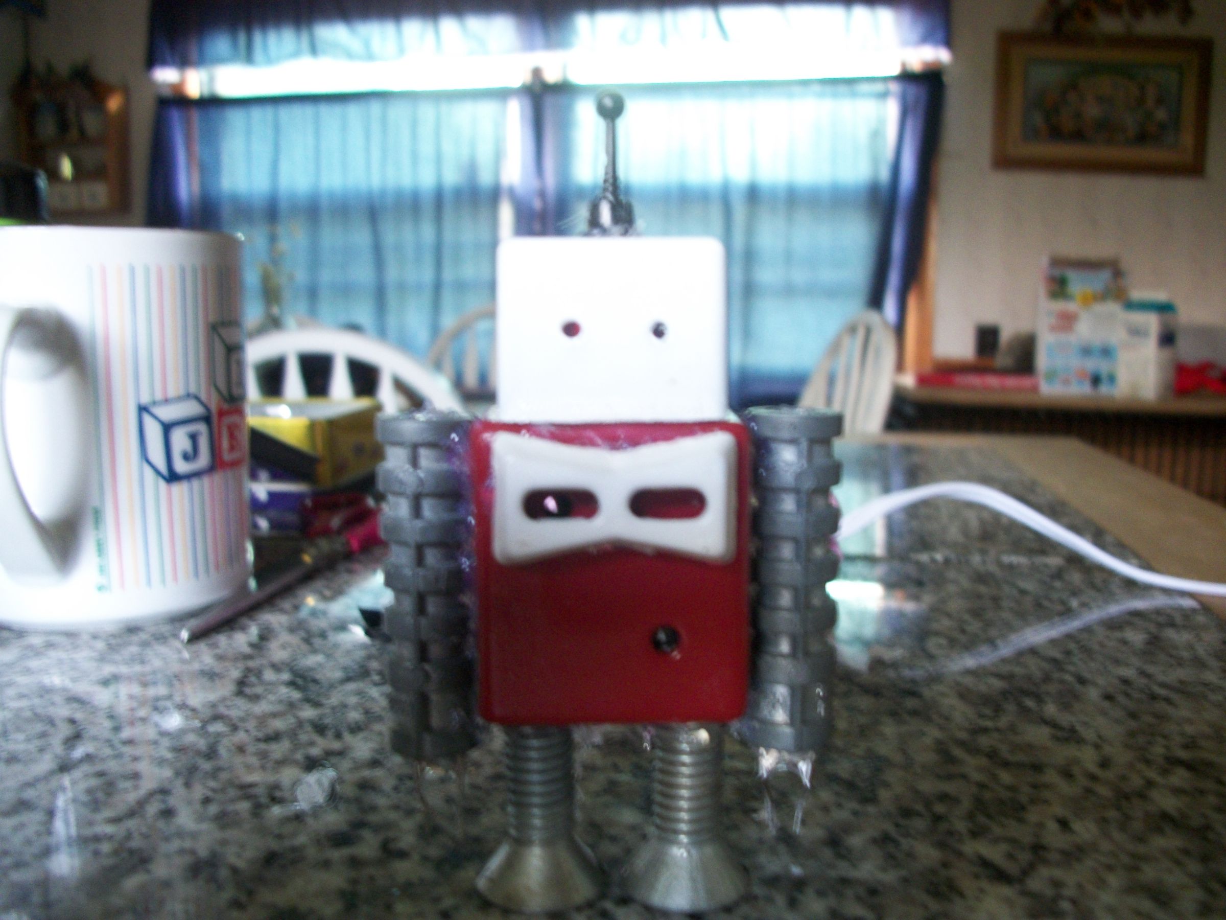 Build Your Own Mini Robot!