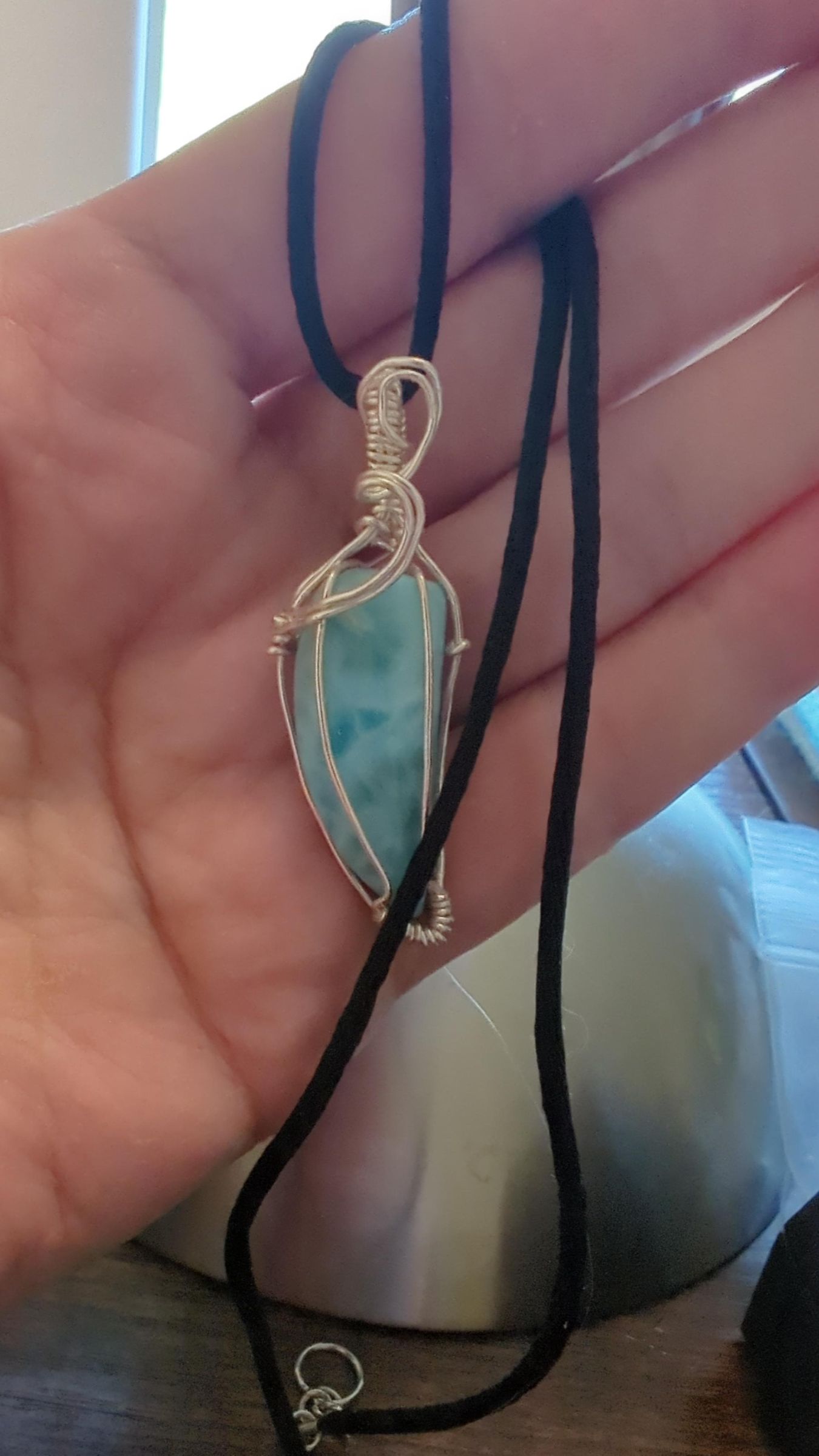 How to Wire Wrap Irregular Stones : 10 Steps (with Pictures ...