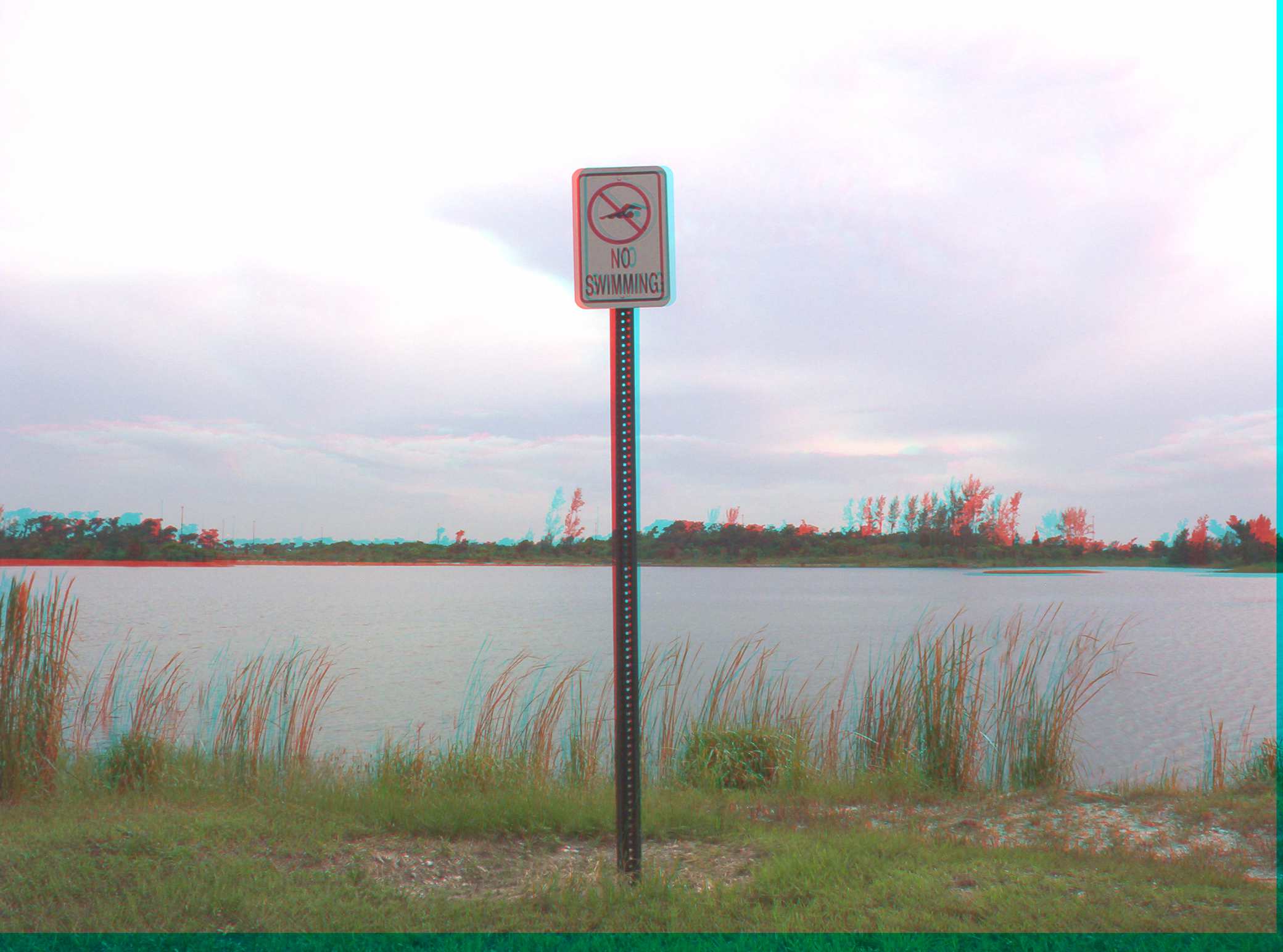 How to Make a Slide to Take 3D Photos With a 2D Camera 4 Steps