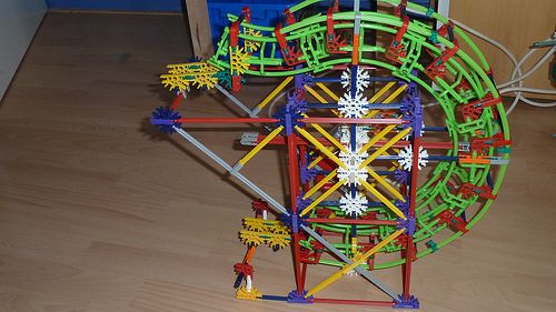 K'nex Ballmachine Motorized Madness Circle Lift.