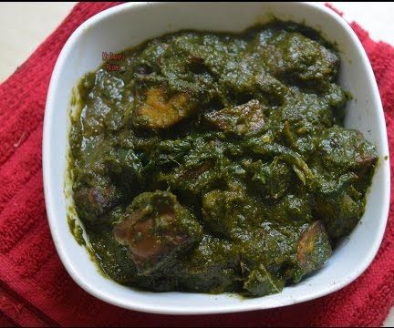 ALOO PALAK ( Potato In Spinach Curry)