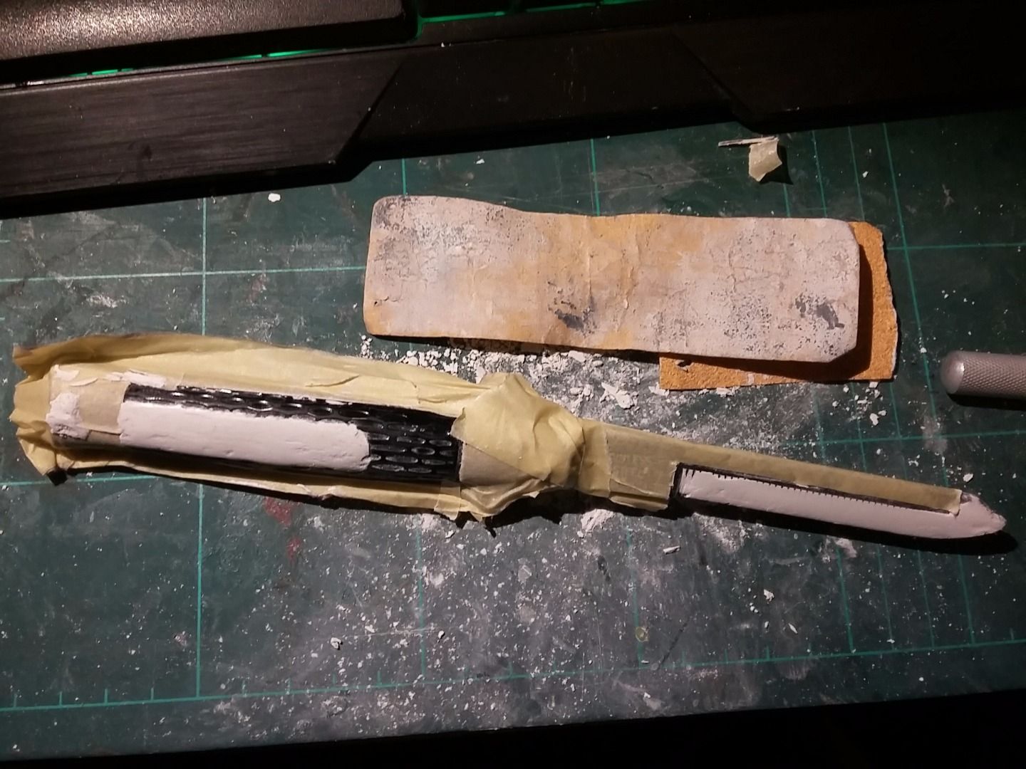 Switchblade [Prop] 4 Steps (with Pictures) Instructables