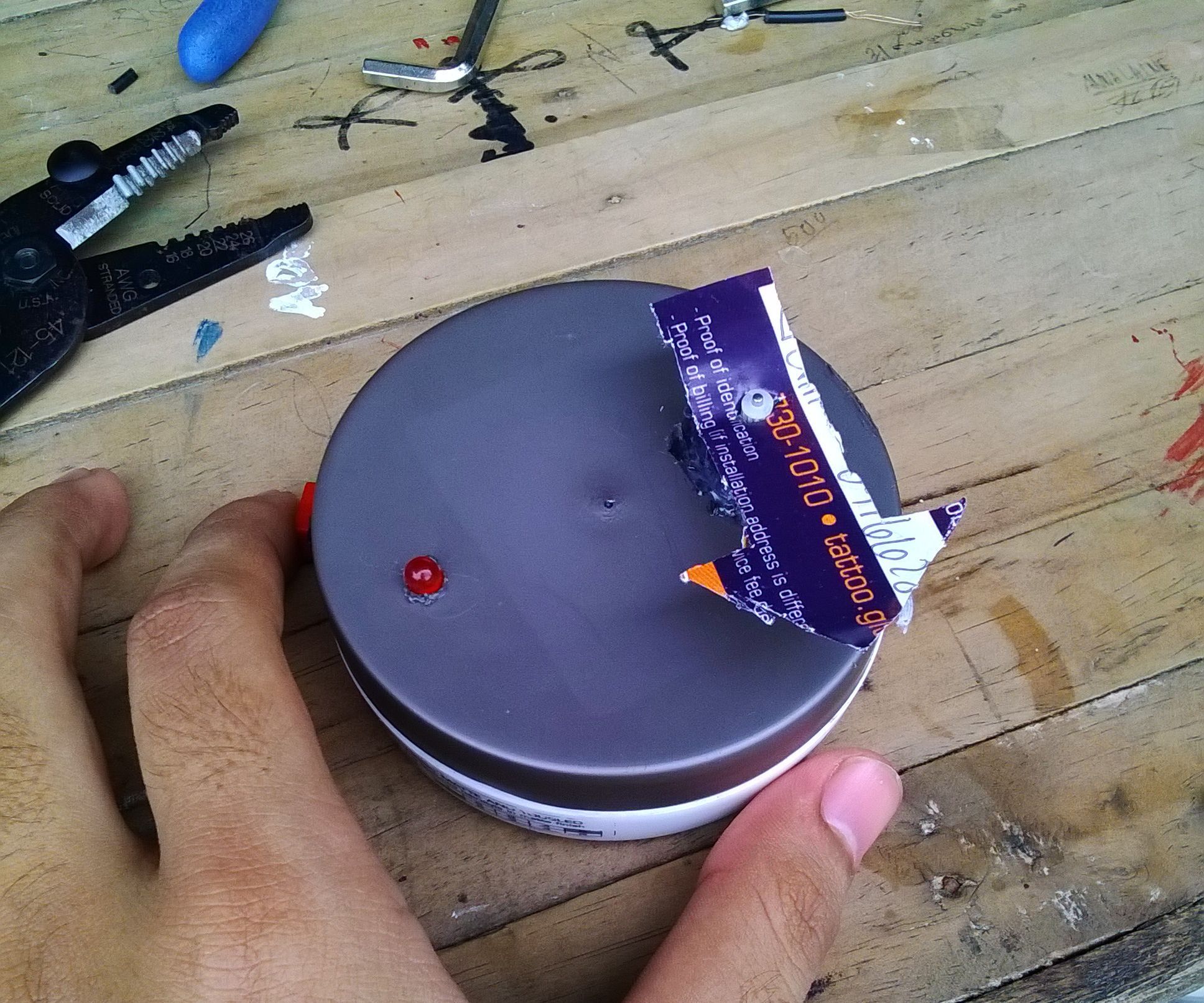 Electronic Roulette for Truth or Dare Game