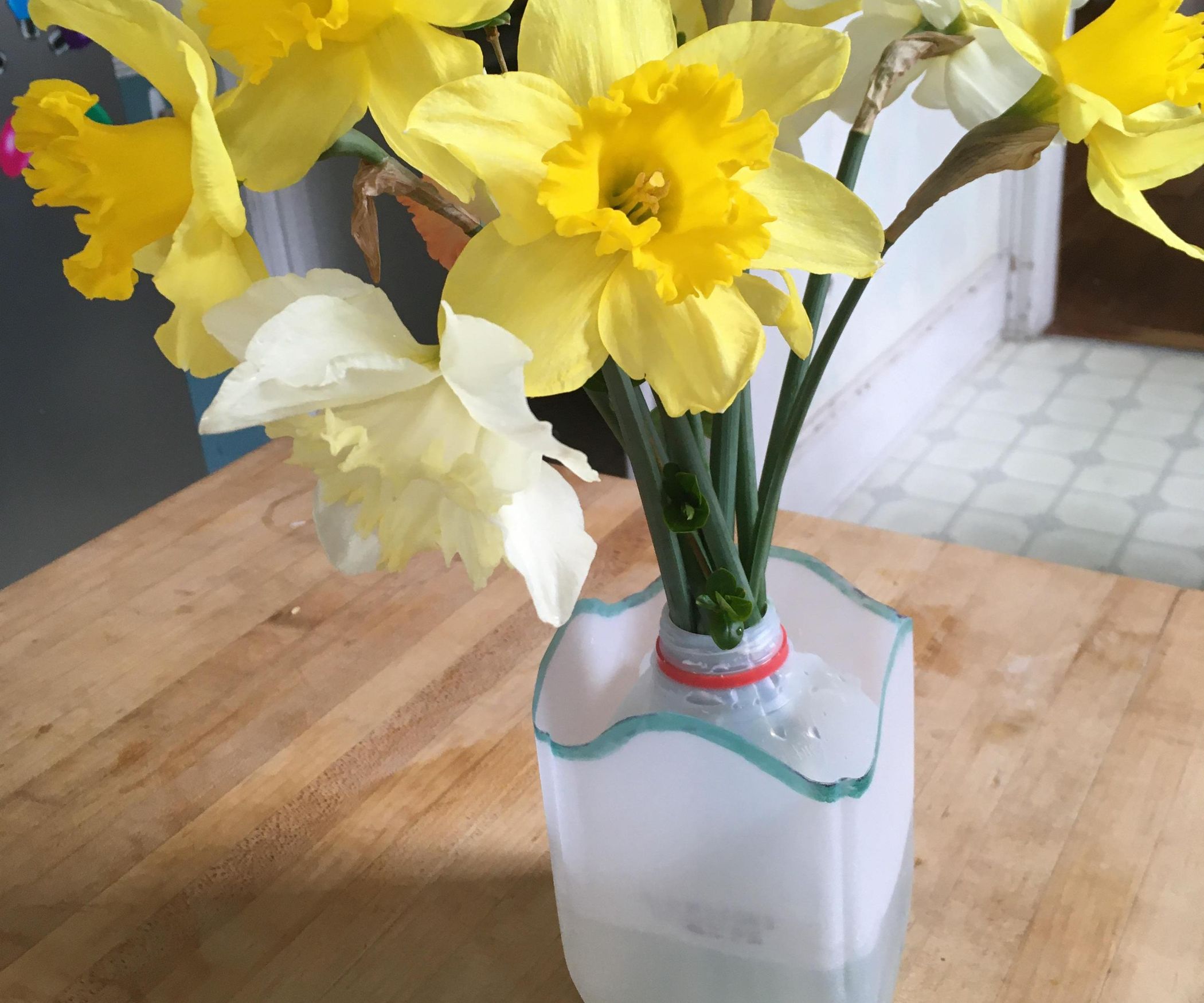 Simple Milk Carton Vase 5 Steps Instructables