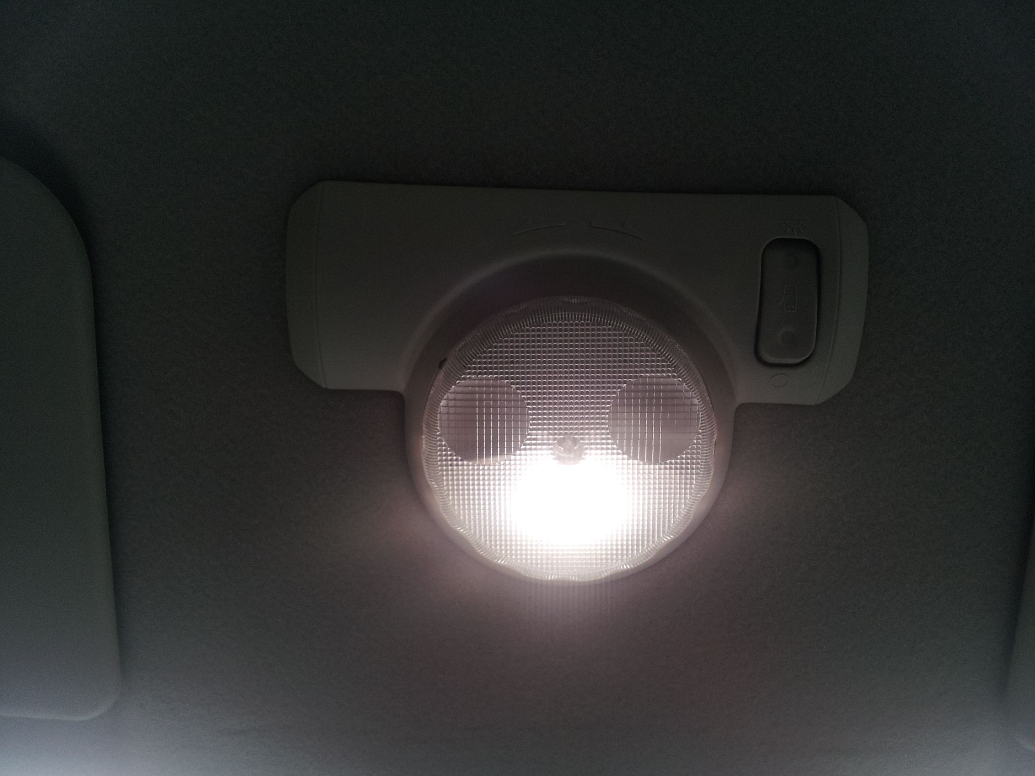 How to Change Nissan Micra Interior Light 3 Steps Instructables