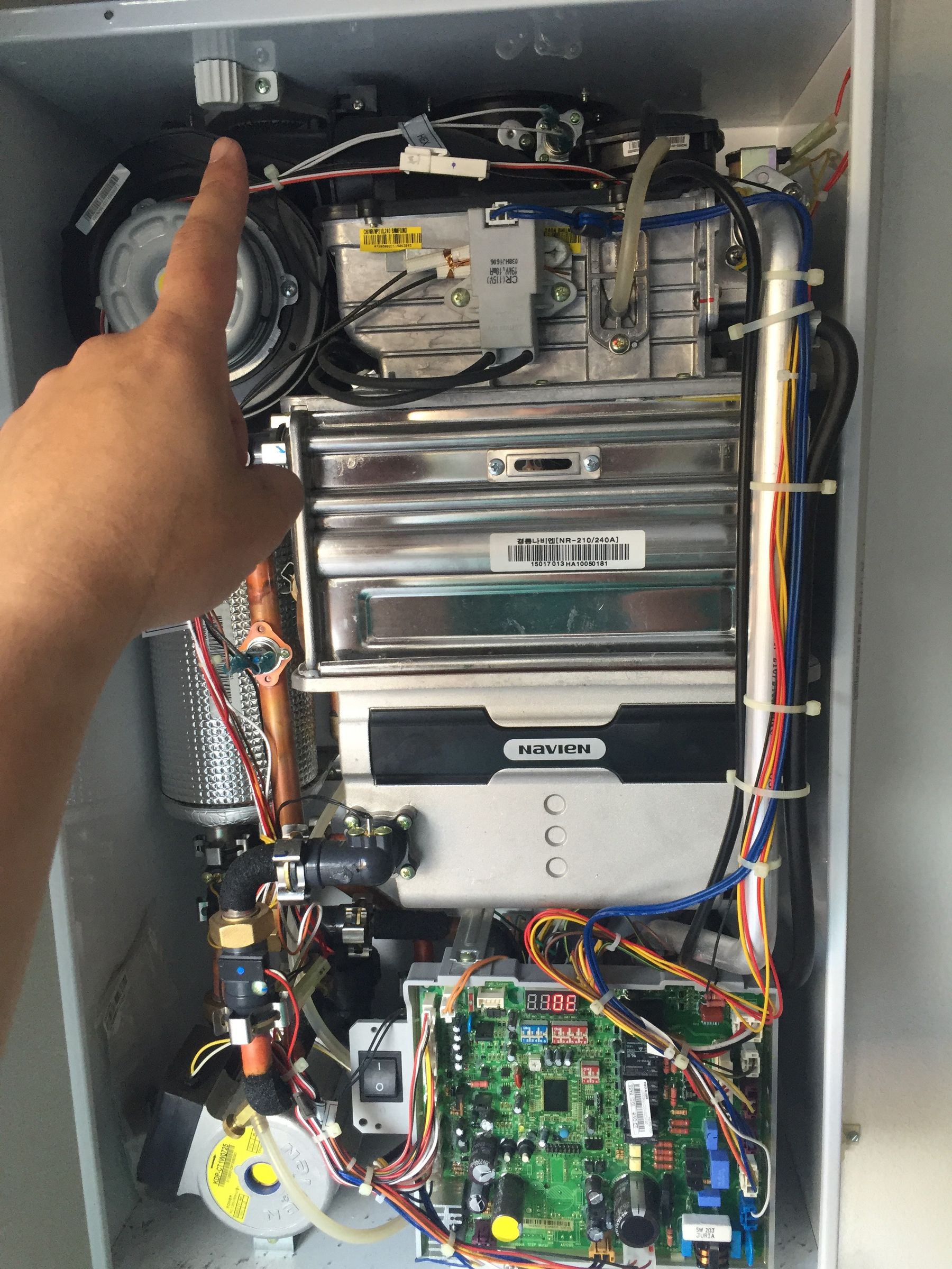 How to Flush a Tankless Water Heater and Clean the Air Intake Filter : 7  Steps (with Pictures) - Instructables