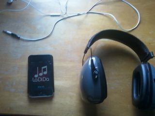 How to make an ipod microphone hear less static.