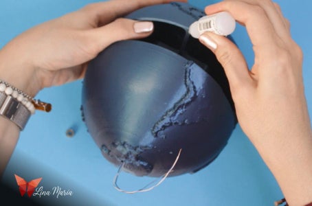 Assembling the Globe