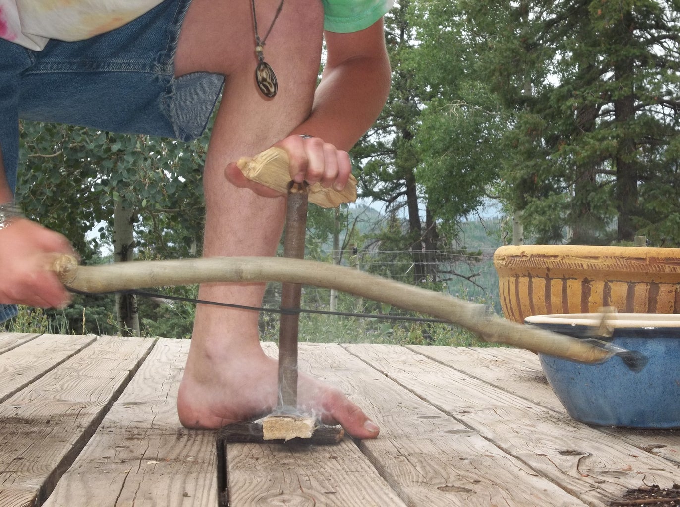 Primitive Fire Starting: the Bow Drill : 9 Steps (with Pictures