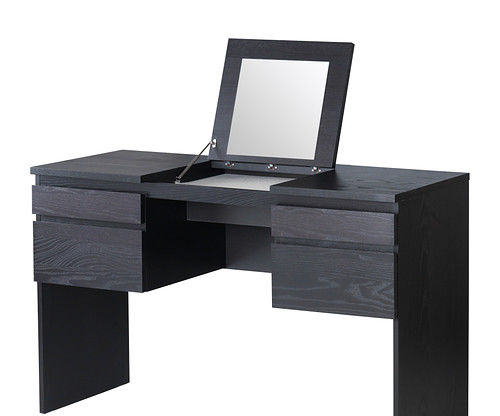 Embedded Light Table Into IKEA RANSBY Table