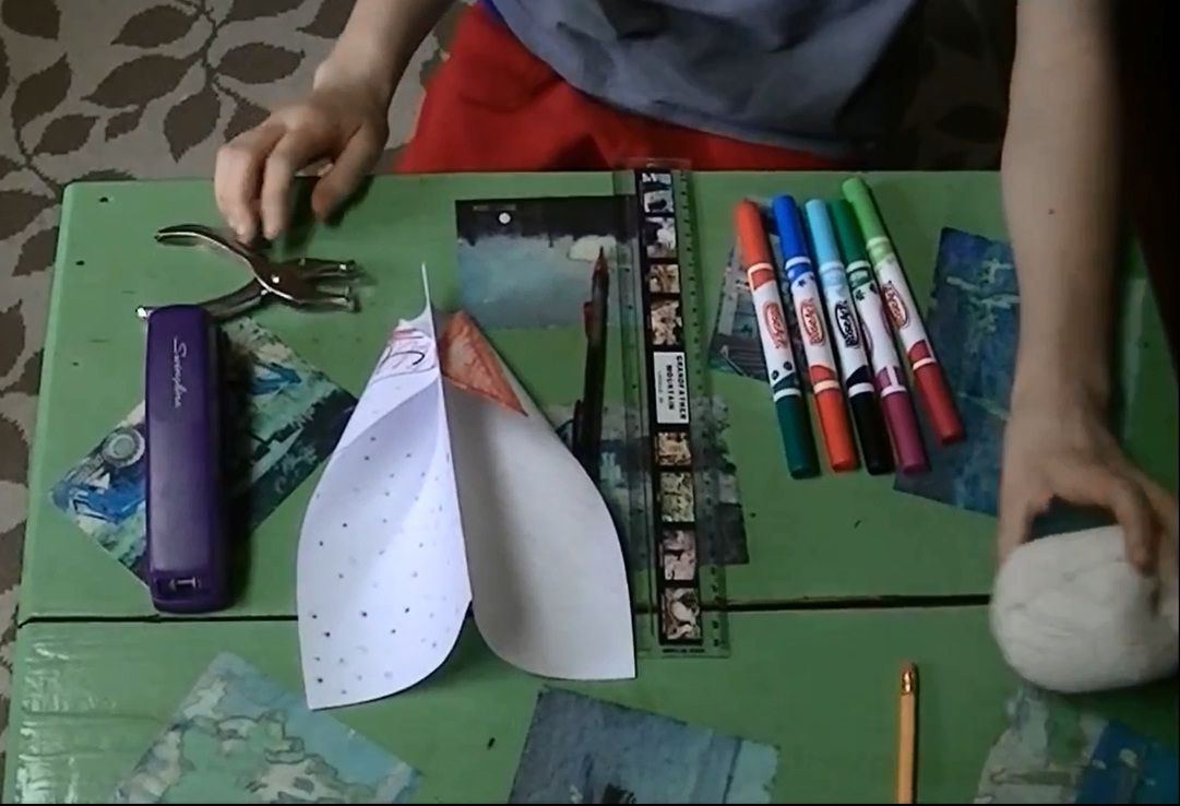 Make a Paper Kite