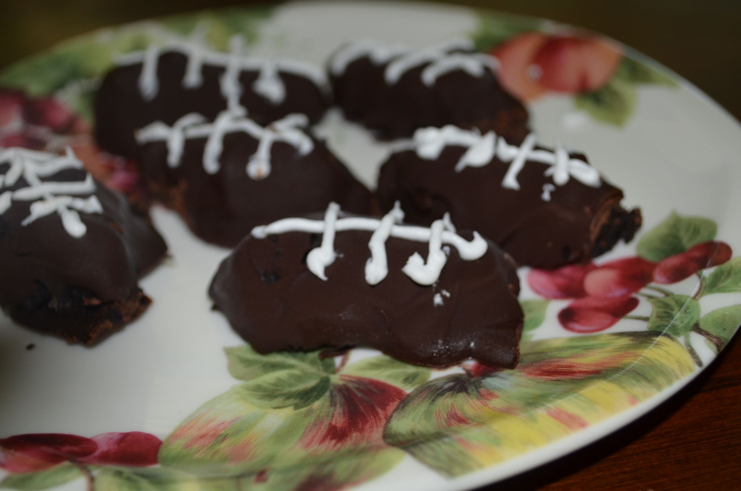 No-Bake Oreo Football Cookies