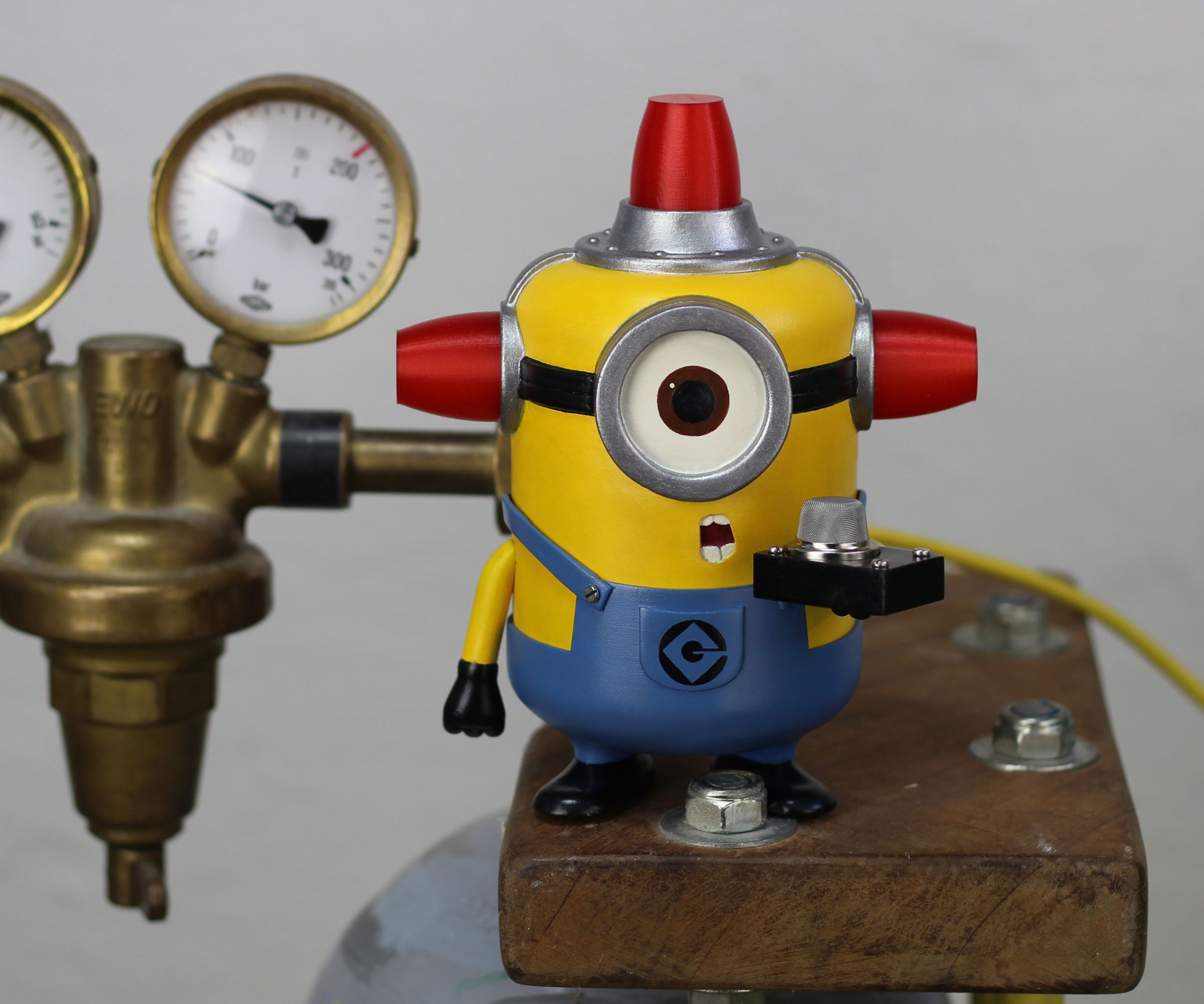 Minion Fart and Smoke Alarm
