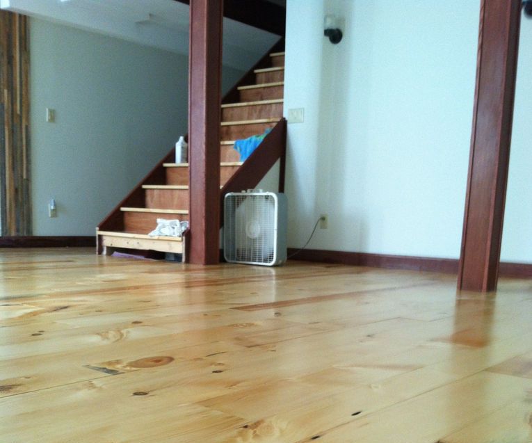 Piso De Madera DIY Con Tablas Anchas: De Madera Aserrada a Machihembrado (con Subpiso)