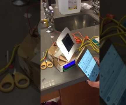 Simple Bench-top Solar Tracker (1-axis)