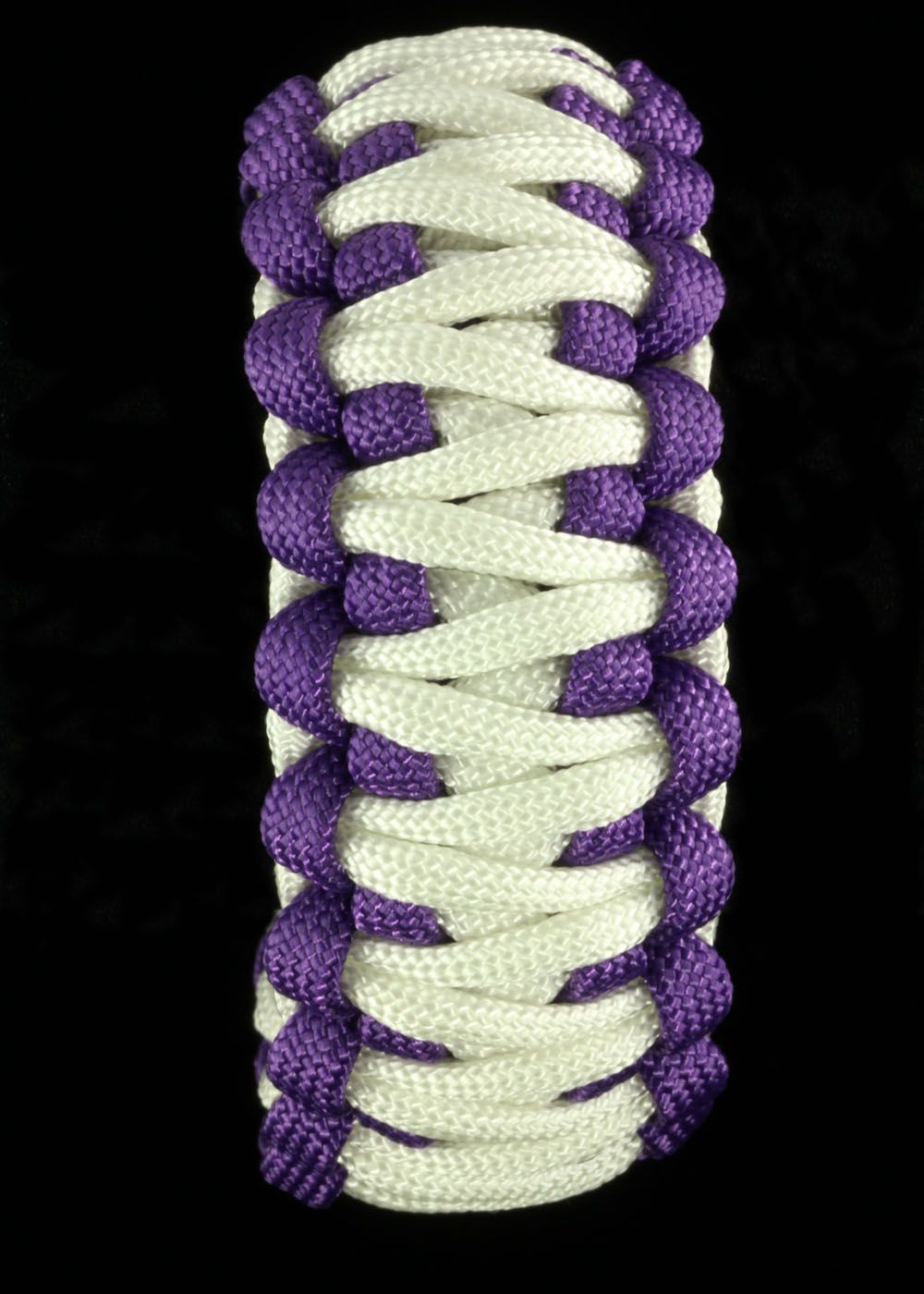 How to Make a Paracord Bracelet