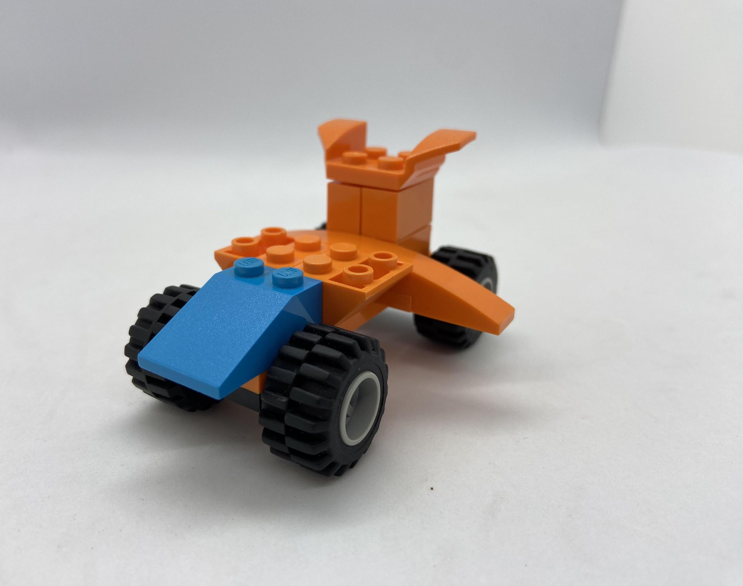 LEGO: Race Car